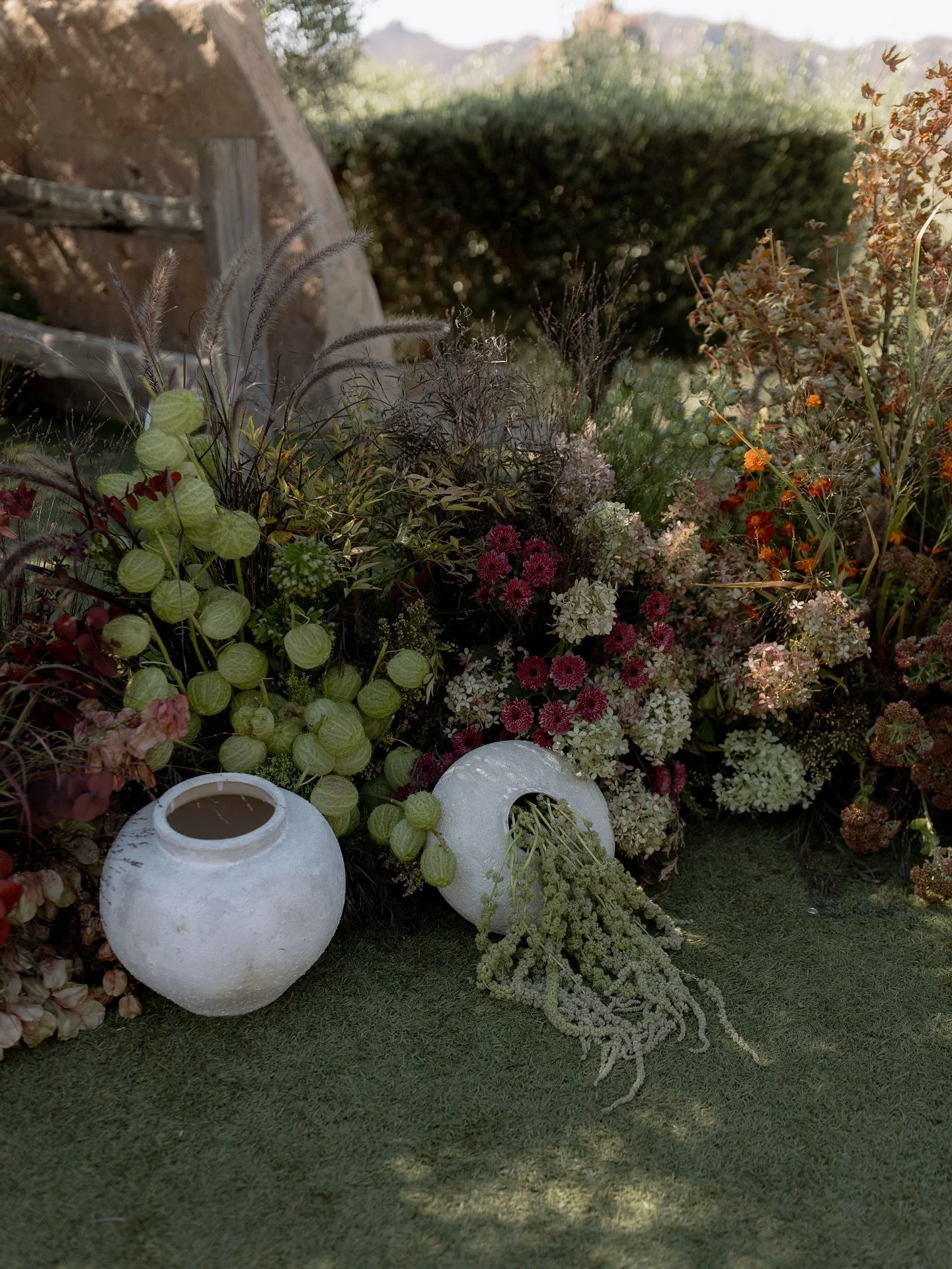 Every detail of this wedding was simply perfect. Tori and Bobby said &lsquo;I Do&rsquo; and celebrated all night at @cielofarms in Malibu with the most incredible sunset 🦢

Vendor Team 

Venue &mdash; @cielofarms 
Design &amp; Coordination &mdash; @