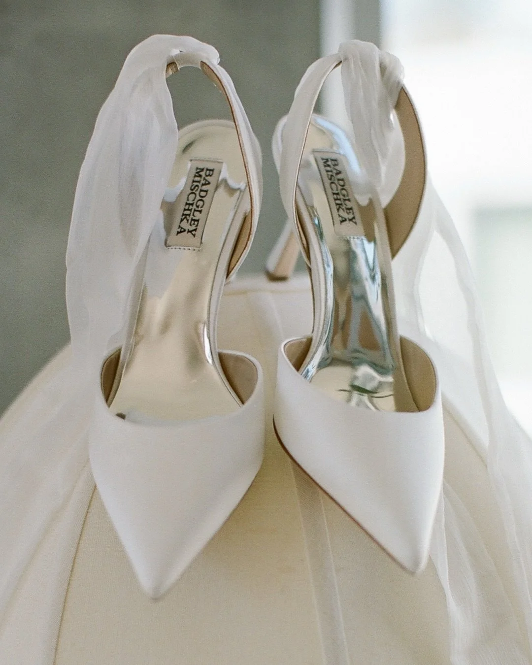 Some of my favorite details from L+J&rsquo;s day at the @santamonicaproper 

On digital and film, of course