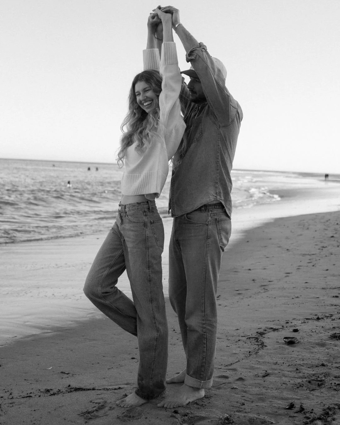 I don&rsquo;t give couple&rsquo;s sessions enough love on my page so here&rsquo;s some friends who let me photograph them 🤍