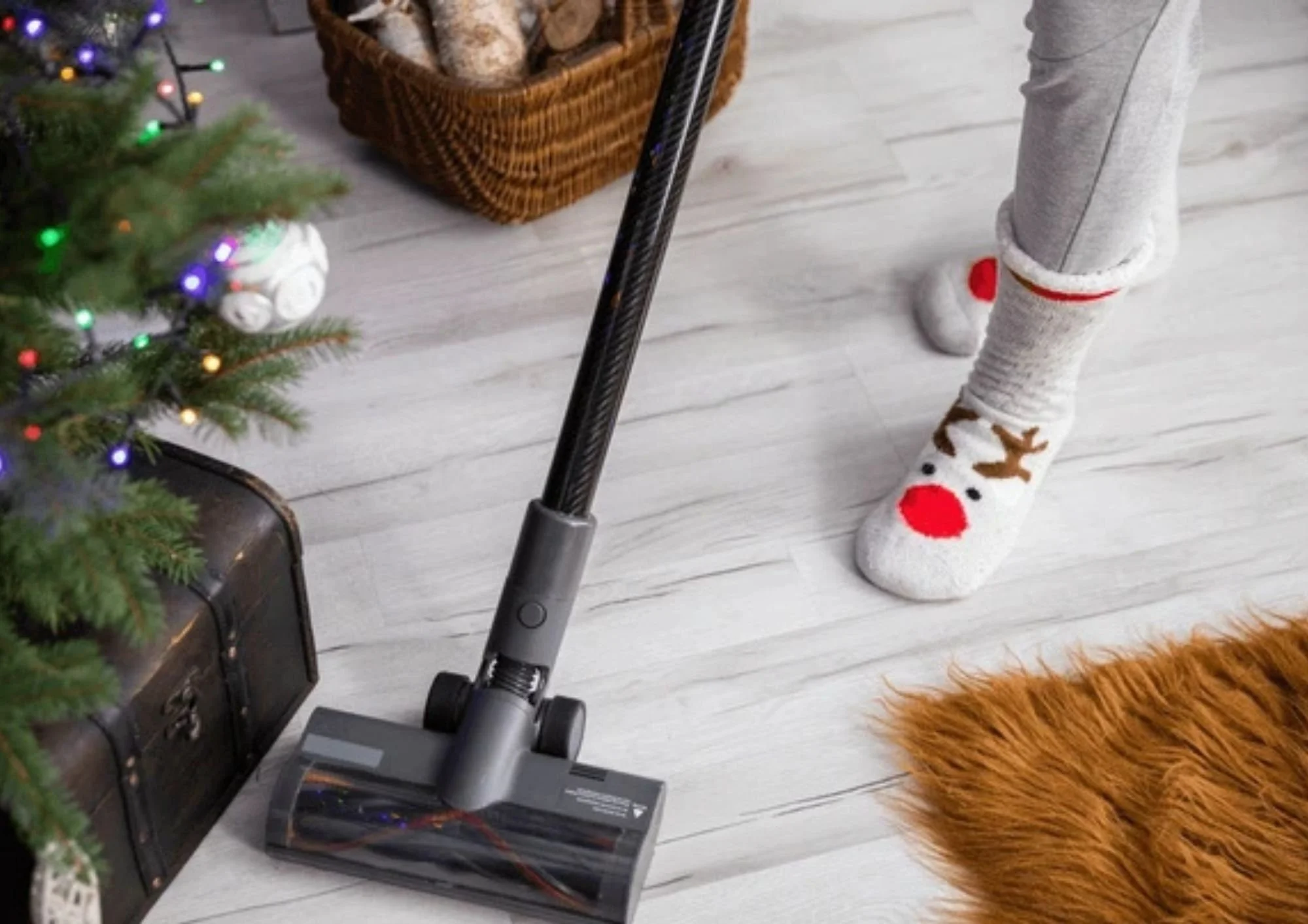 Pre-holiday common-area-cleaning