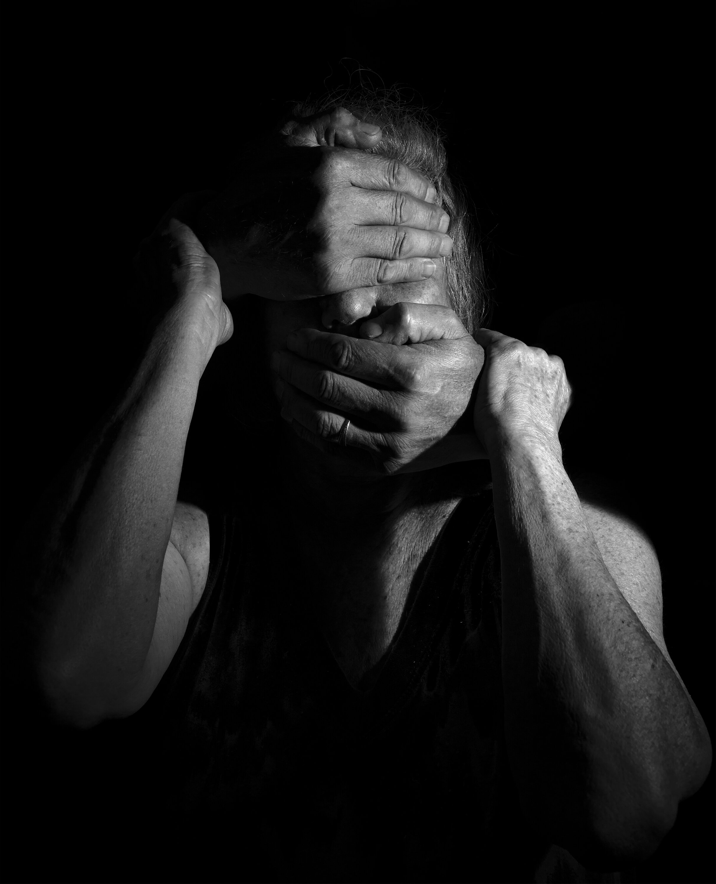 TheOthers_01 (3000LE).jpg