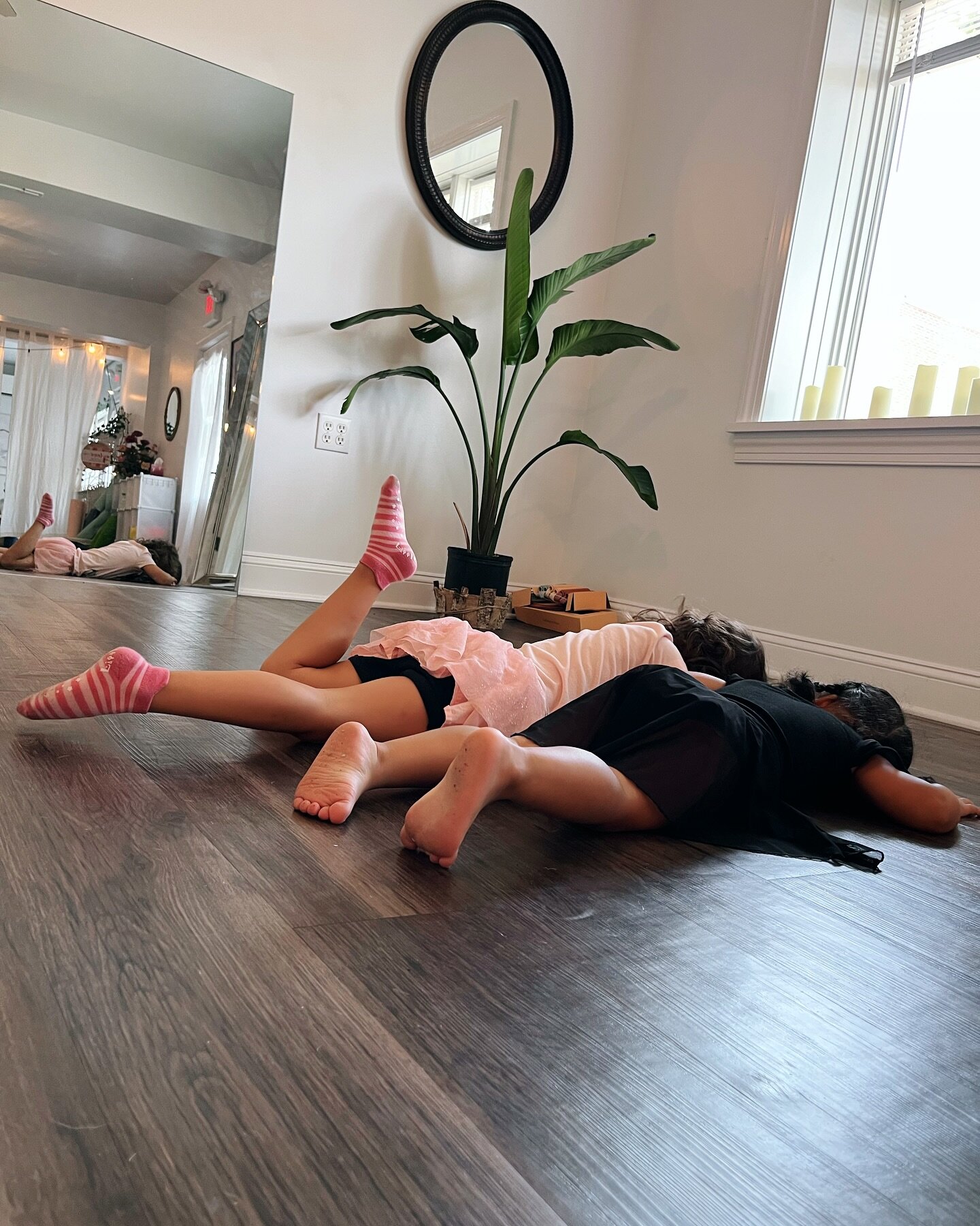 TGIF 😂💕 
Find a buddy to kick off your shoes and relax with! 

Tomorrow&rsquo;s classes:
8am - Coffee Barre 
9:30am - Creative Movement (2-4 years old)
10:30am - Ballet Intro (5-7 years old)

Sign up in our bio or walk ins welcome! ✨

#ballet #baby
