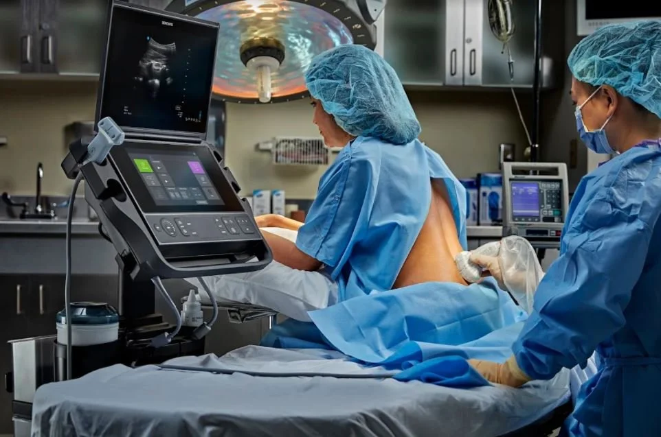 Les blocs nerveux régionaux guidés par échographie à l’aide des appareils à ultrasons au point de service de Fujifilm Sonosite aident à raccourcir les durées de séjour post-chirurgicales