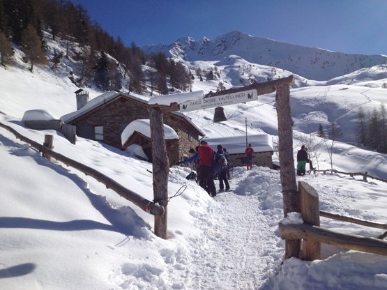 Rifugio Alpe Piazza Inverno 2.jpeg