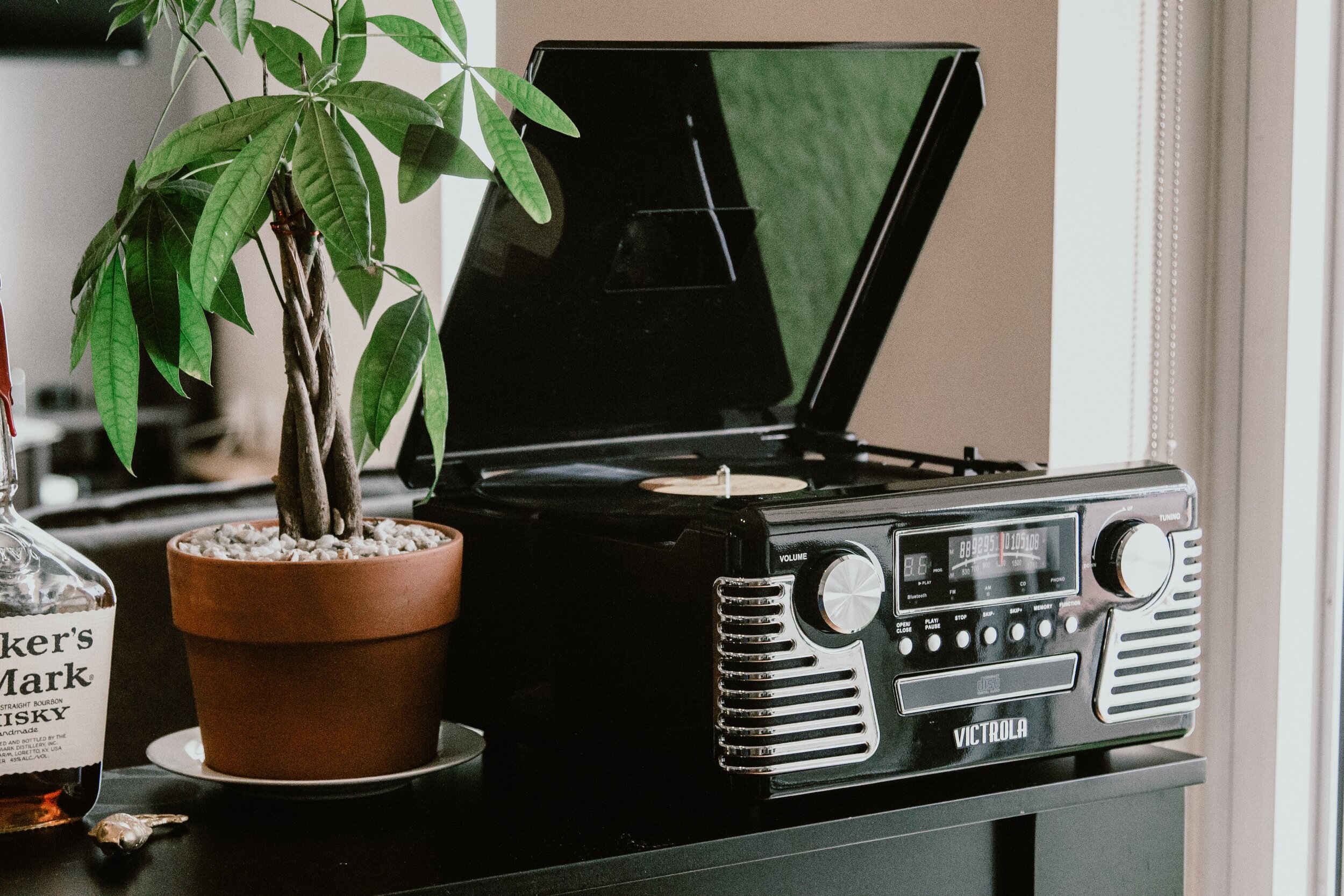 victrola-record-players-nVn6HSRQVVk-unsplash.jpg