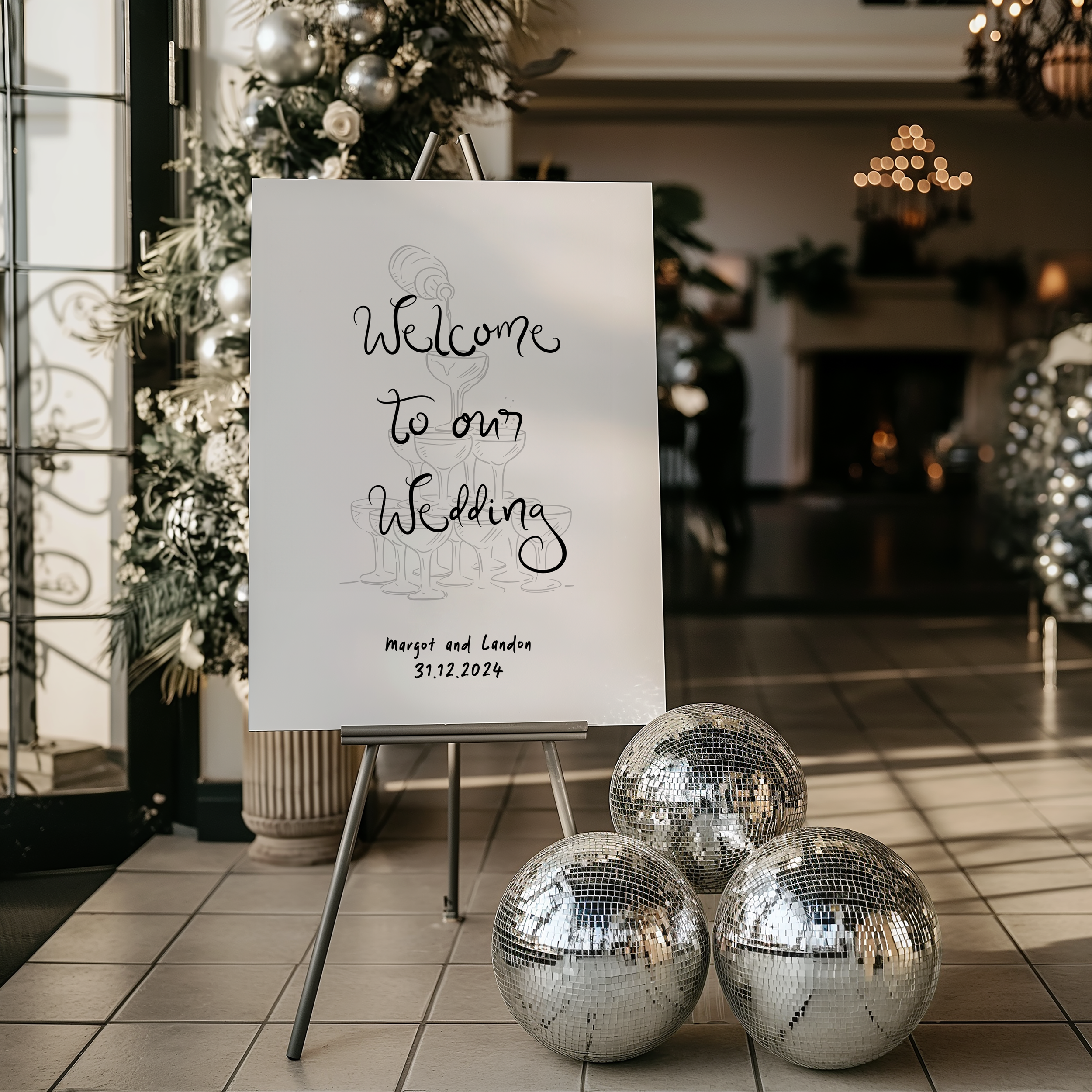 MODERN HANDWRITTEN STYLE WEDDING WELCOME SIGN | CHAMPAGE COUPES