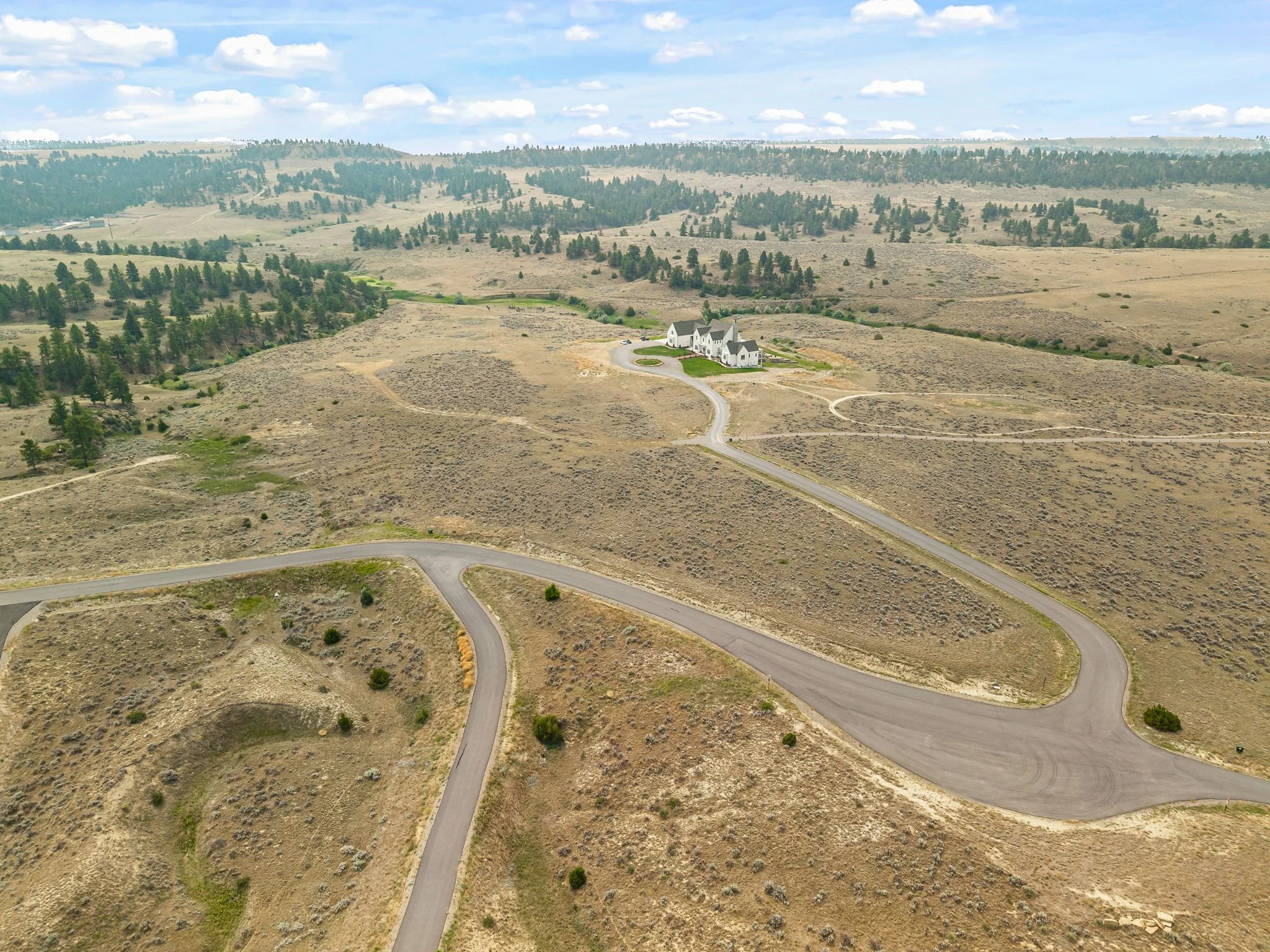 4-web-or-mls-FarandAwayEstates_03.jpg