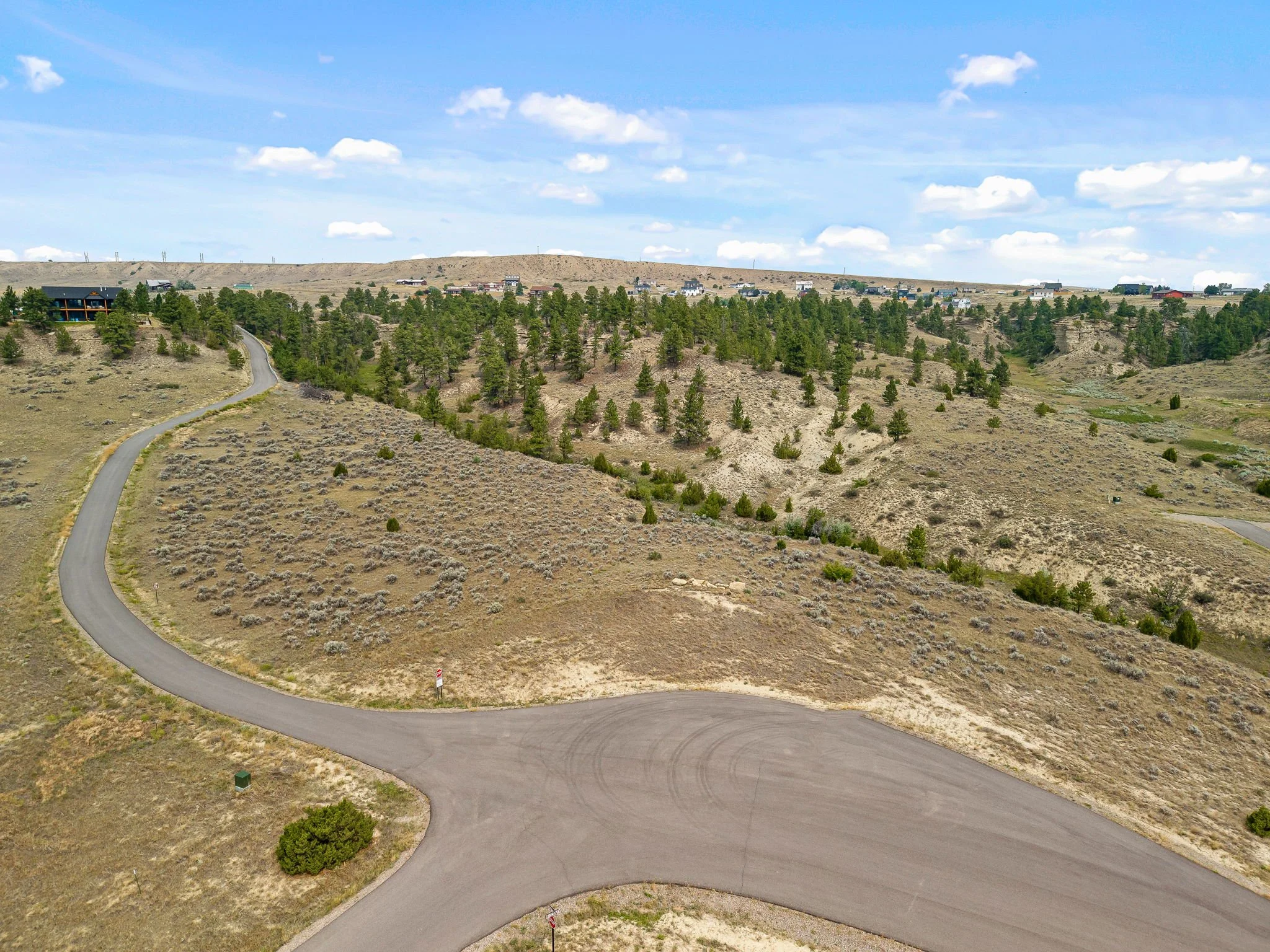 22-web-or-mls-FarandAwayEstates_17.jpg