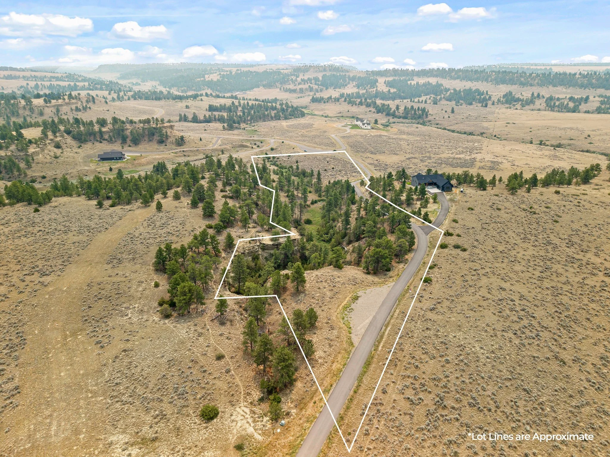23-web-or-mls-FarandAwayEstates_18_LL.jpg