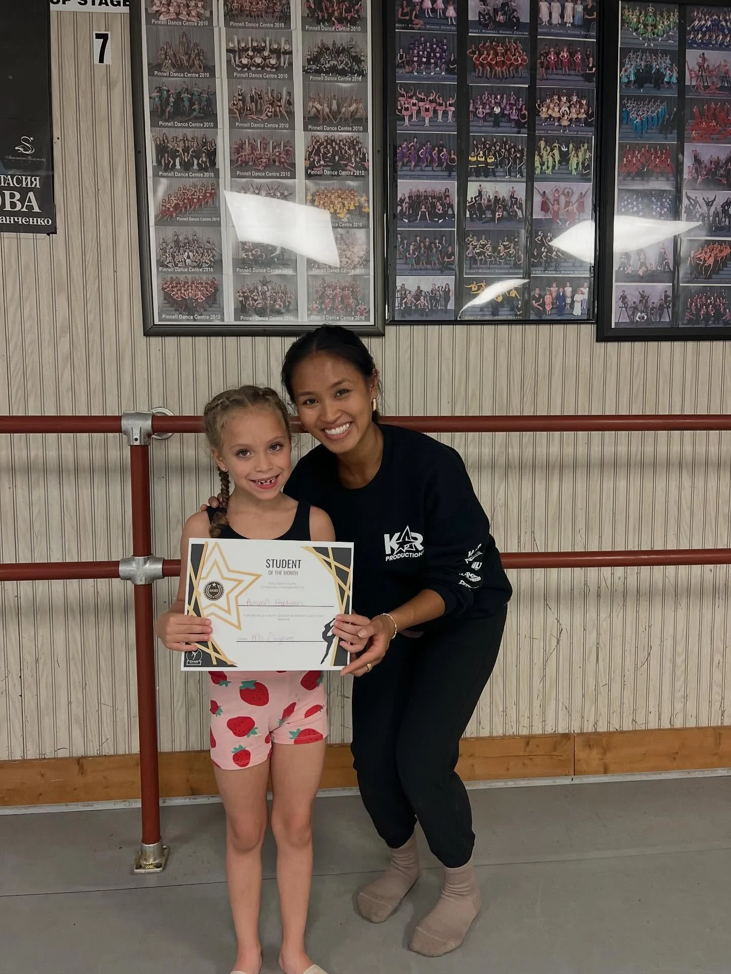 🎉 Student of the Month Spotlight! 🎉
We&rsquo;re thrilled to shine the spotlight on not just one&mdash;but TWO incredible dancers this month at Pinnell Dance Centre! Help us give a big round of applause to our October Students of the Month: Autumn a