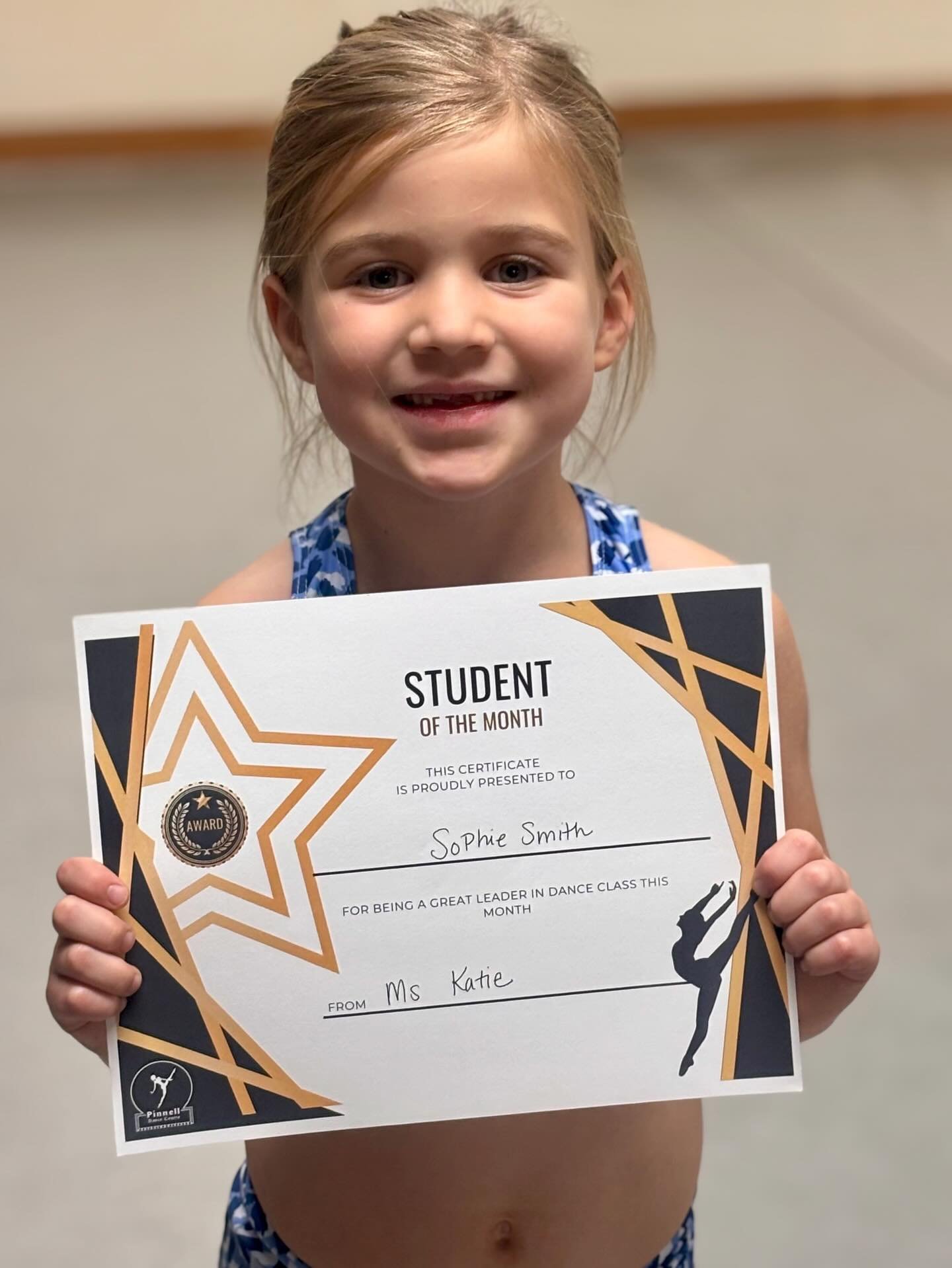 Huge congrats to Sophie, our Student of the Month!!! Your positivity and leadership shine bright in class every week - we're beyond proud of you! ✨✨