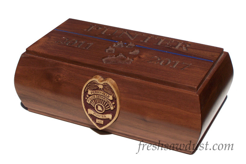 Memorial Urn in Walnut