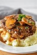 Salsbury Steak w/ Mash & Green Beans