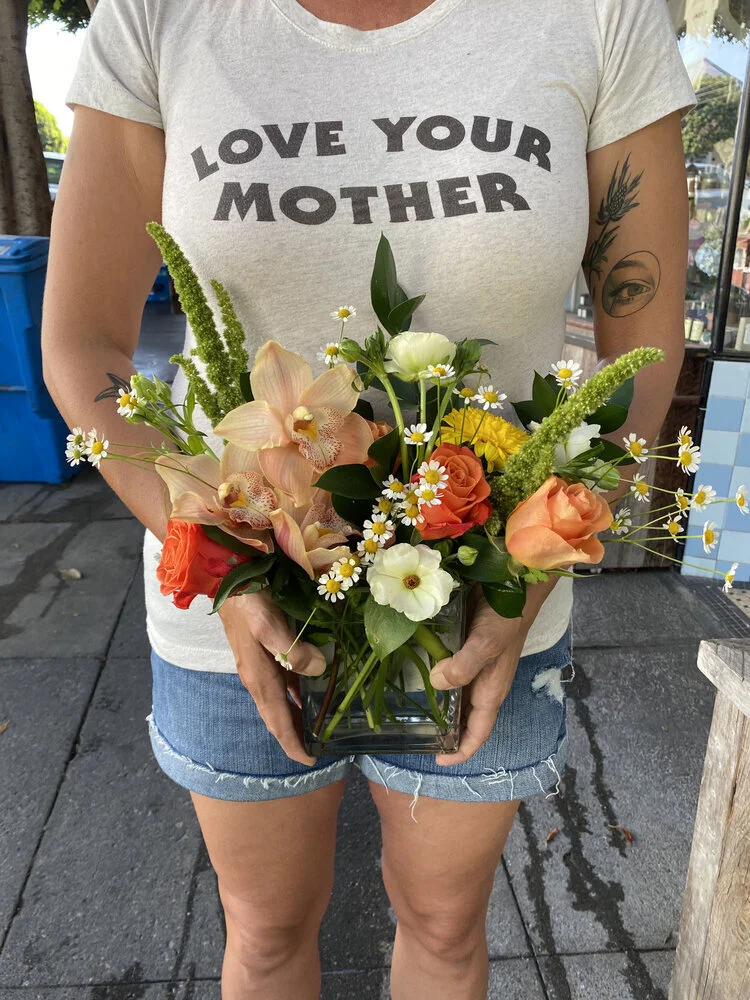 sweetheart-bouquets-pickup-sanfranciscoflowers-florist shop-bell&trunk flowers.jpg