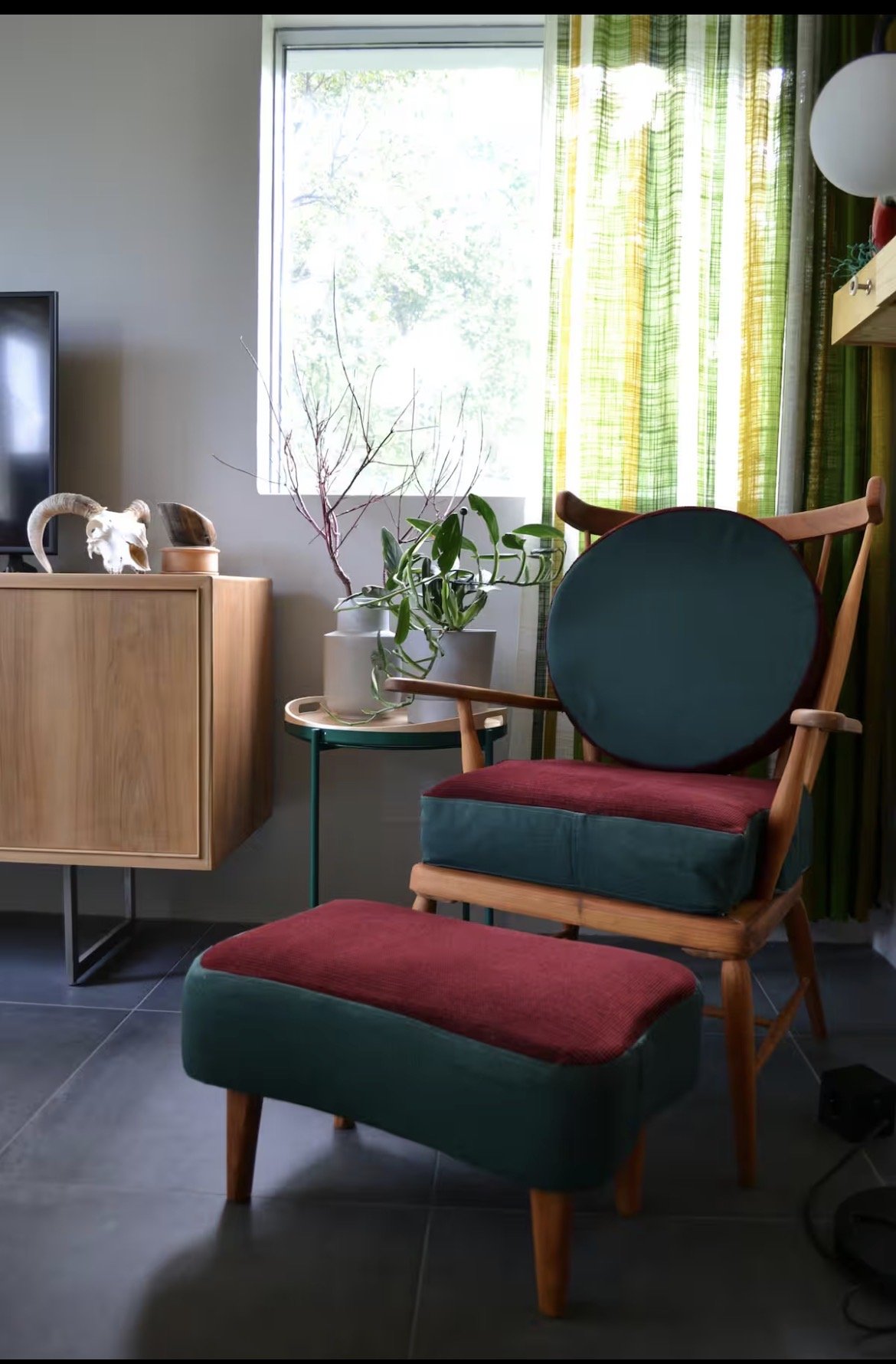 Iceland living room.jpg