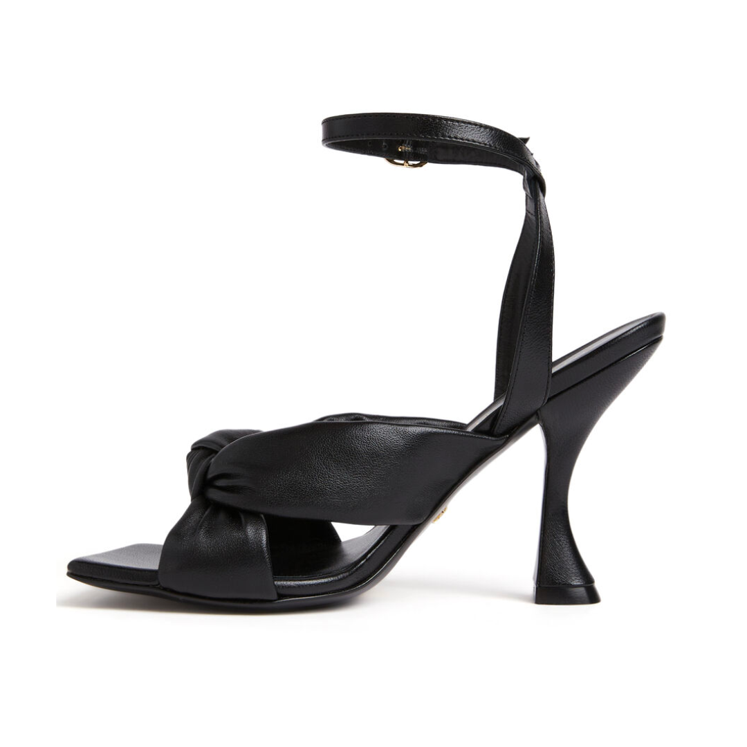 9 Reasons The Balls Of Your Feet Hurt In High Heels — The Most