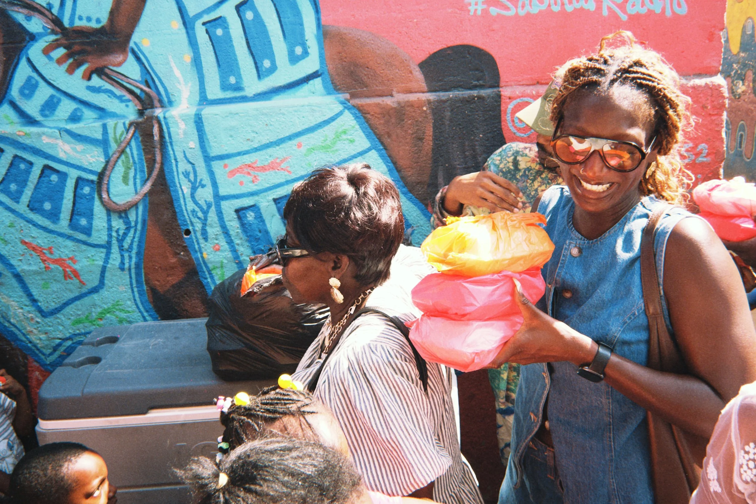  Bapi Live, Hanahana beauty Bring New Year Relief to Jamestown