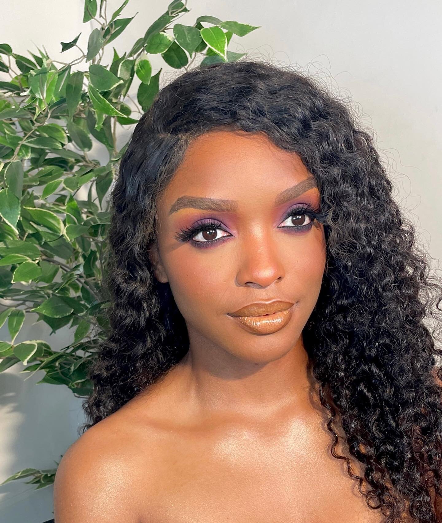 Y V I E
&bull;
&bull;
&bull;
Have you seen this transformation reel? I&rsquo;m really not over it.  The purple eyes, the skin, the flawless real life glam. 😫
&bull;
&bull;
&bull;
&bull;
&bull;
#shadesofradiancebeauty #dmvmakeupartist #dmvmua #dcmake