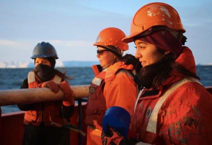 I’m Asmara Lehrmann!