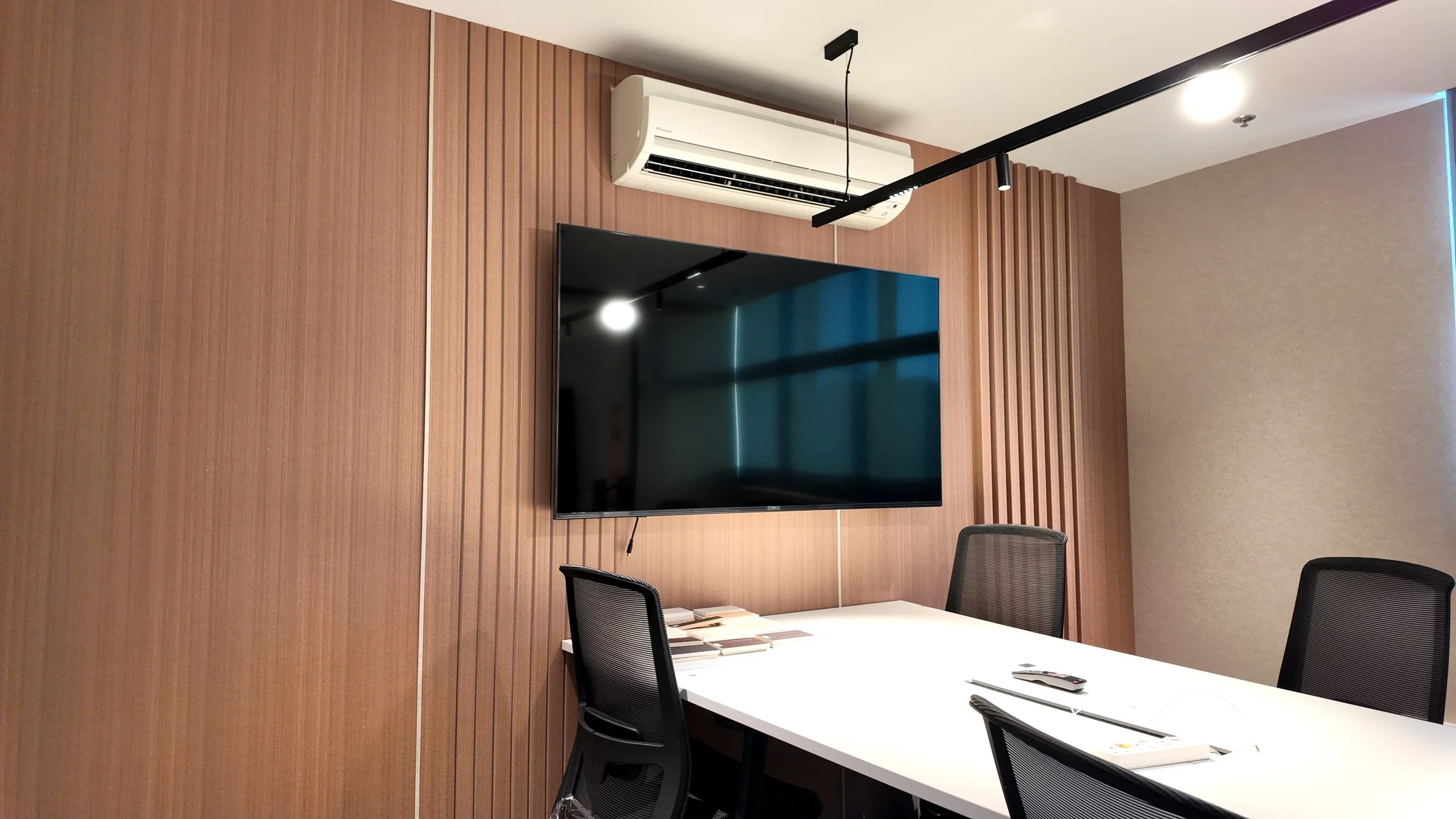 Pepperwall Office (DPAP Box Up Baffle Special Complex) HD (10).JPG