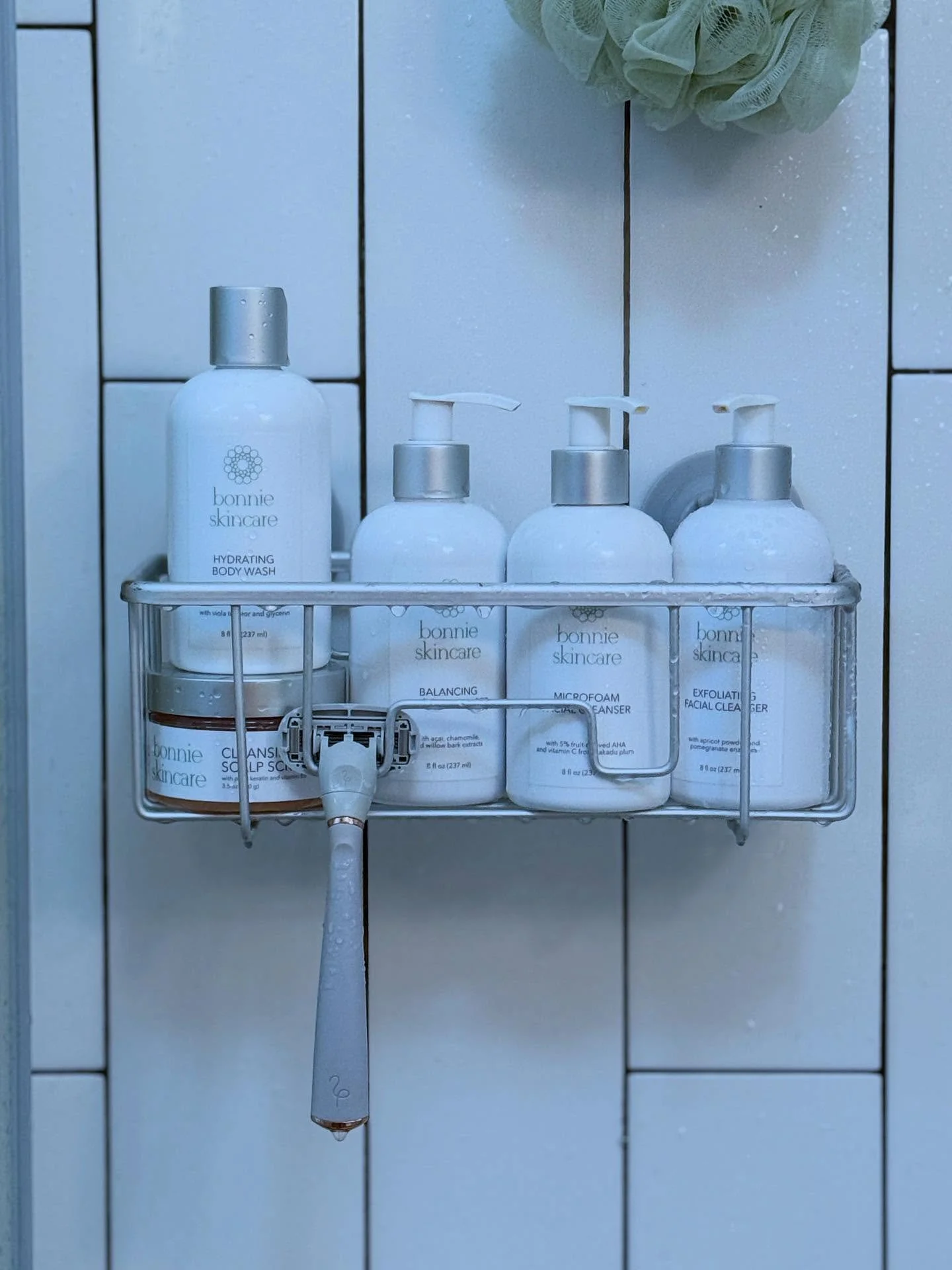 I&rsquo;m gonna be honest with you, I found this wall-mounted shower caddy in the alley. It&rsquo;s like the giving tree; I find so much useful stuff in that alley, including (but not limited to) a standing floor lamp, brand-new office supplies, and 