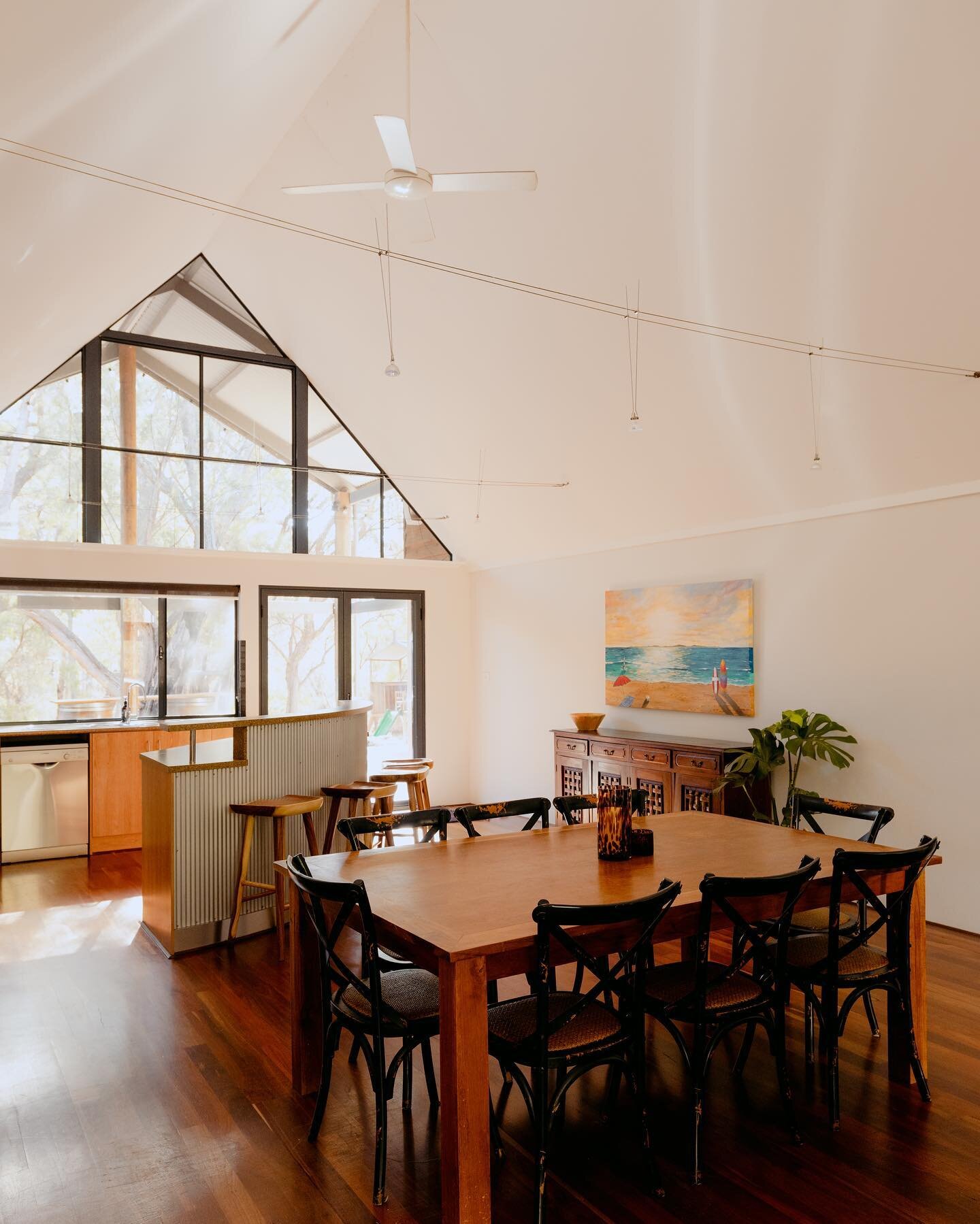 Dreaming of a getaway to a peaceful location? 

Meltdown, a rural retreat in Yallingup has had some availability become available next week and during school holidays!

Hit the link in our bio 👆 to book. 

#whatsonmargaretriver #yallingup #yallingup