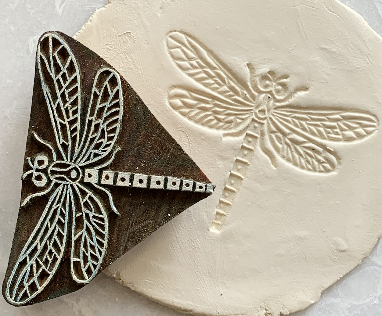 Clay imprint IN01 with block 2.png