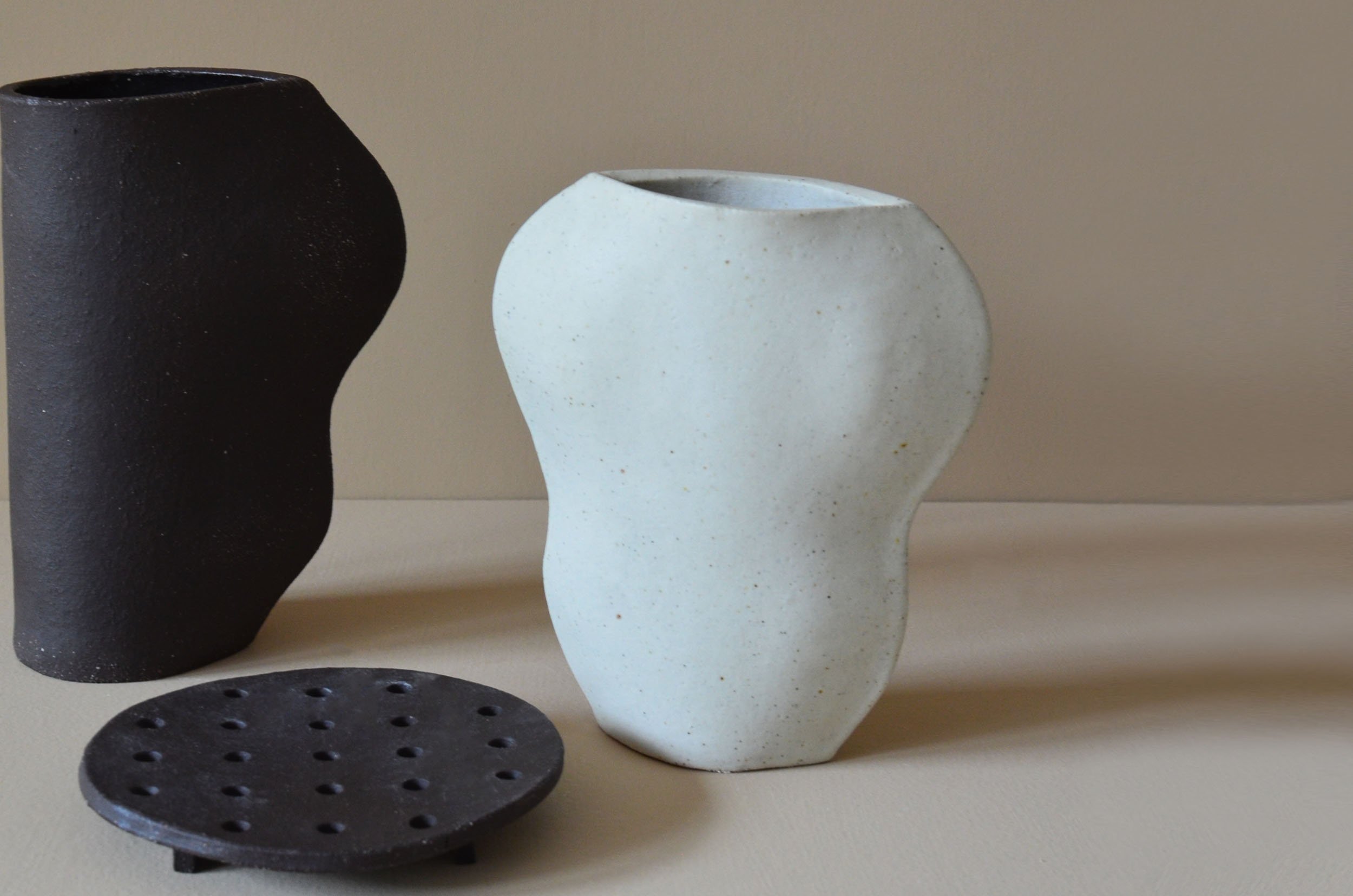 NISU  Vessel | Milk White