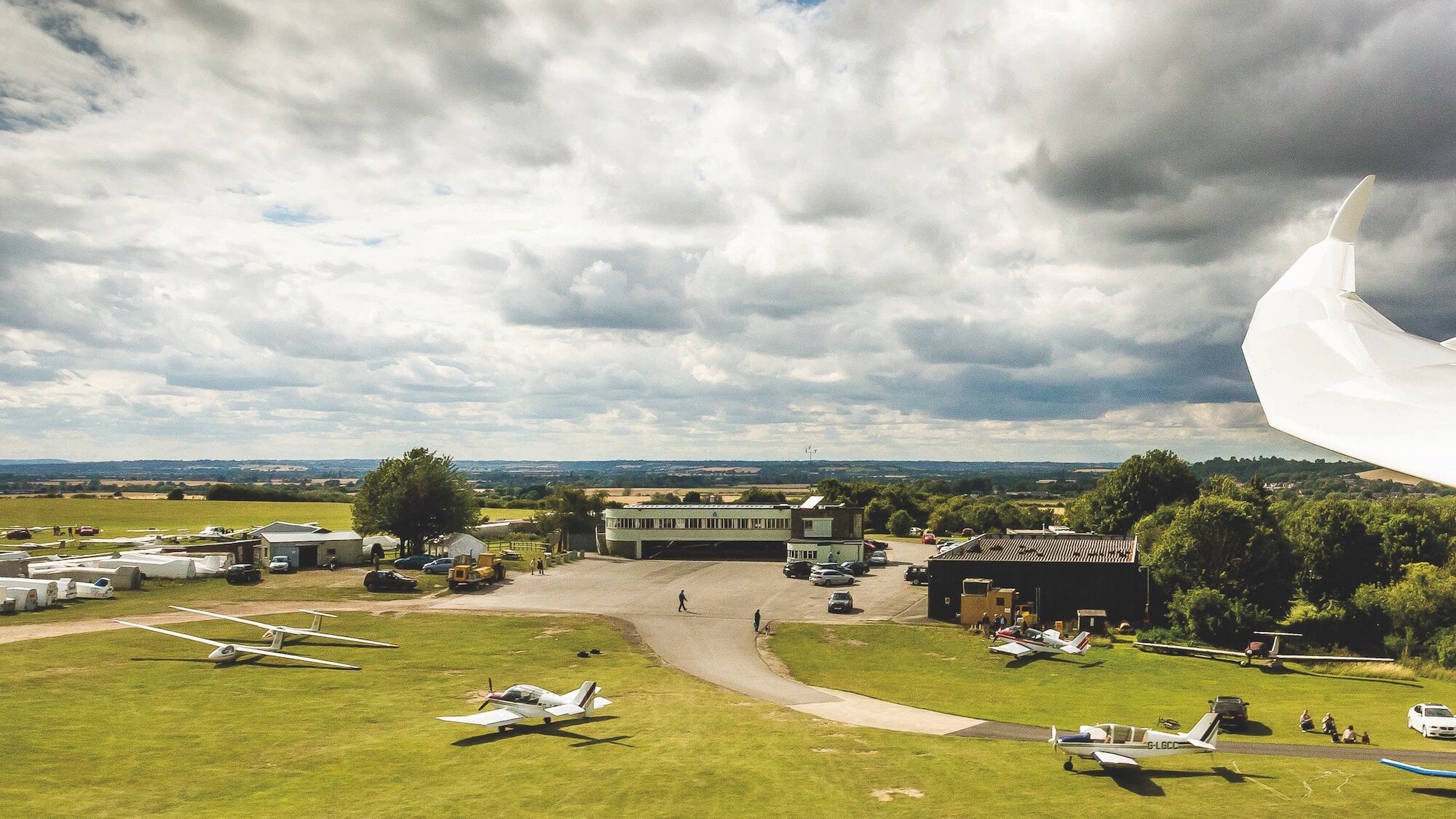 General 4 — London Gliding Club