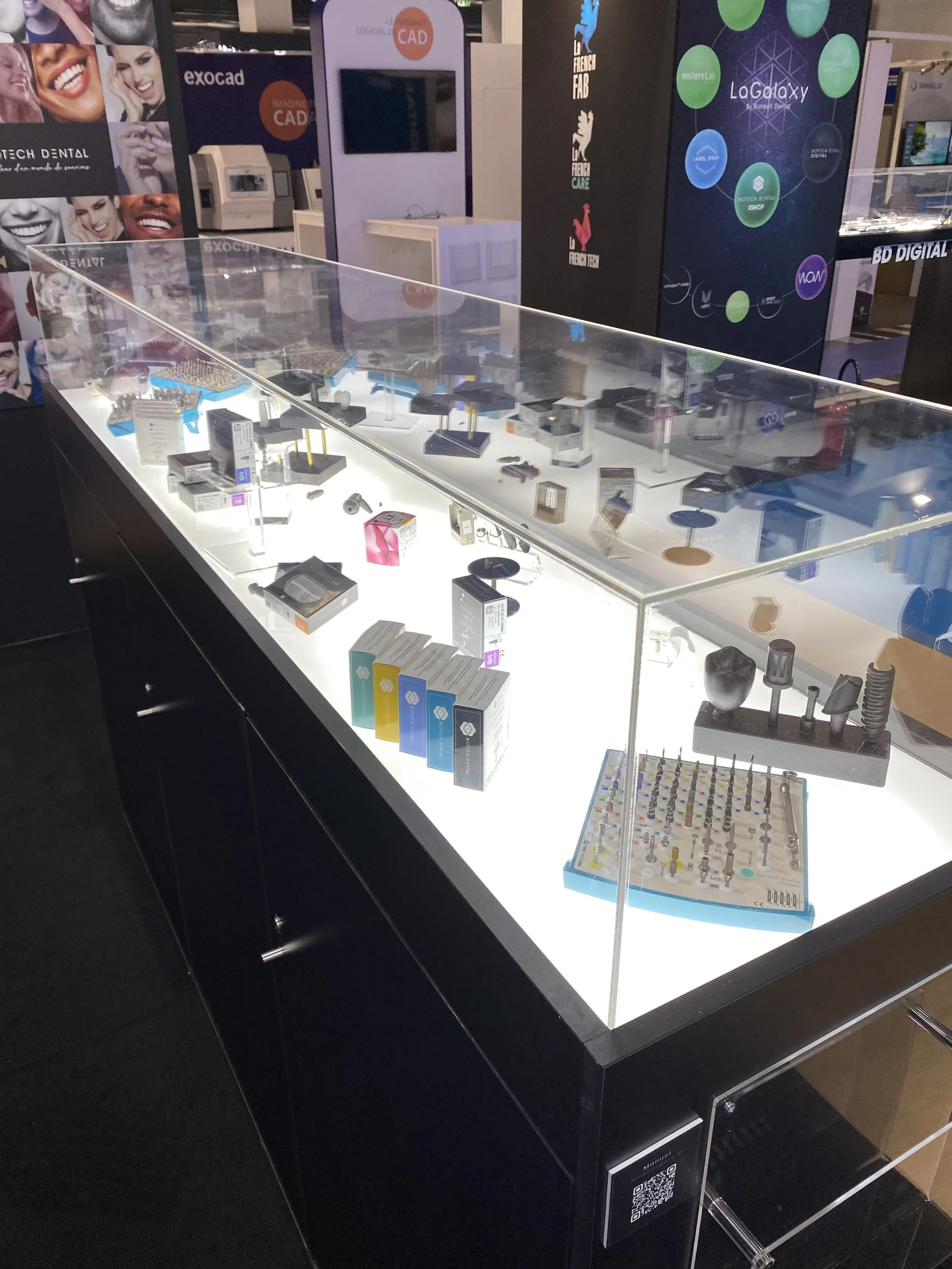 Biotech_Dental_stand_ADF2022_41.JPG