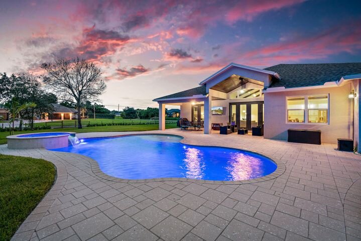 POOL ESTATE.jpg