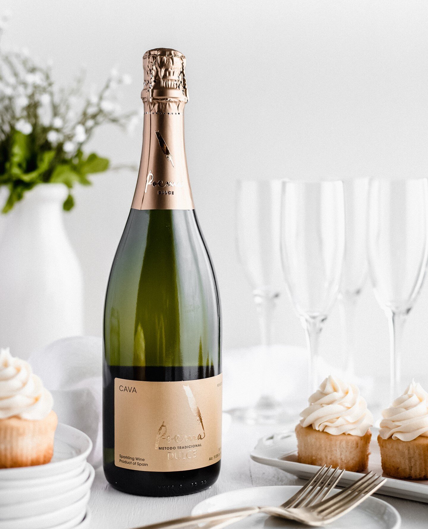 Embrace the sweet life with our Cava Dulce.