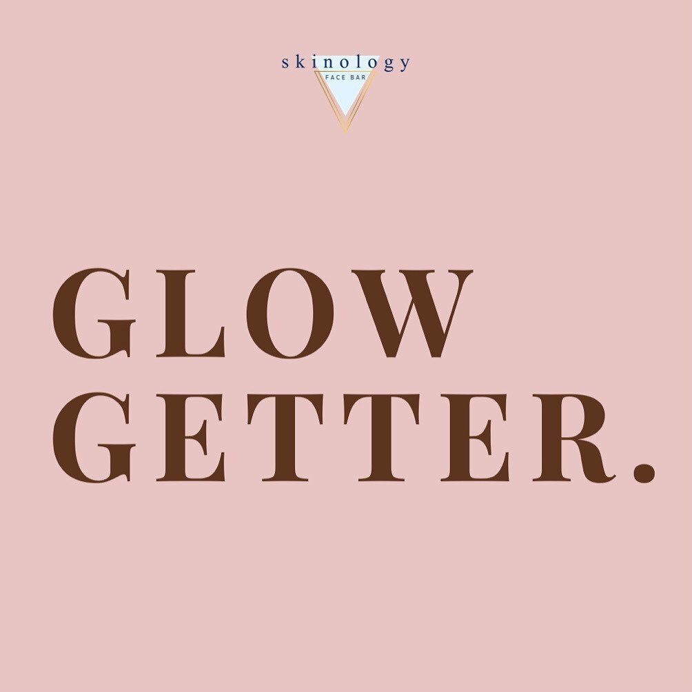 Happy Thursday to all the Glow Getters out there! ✨ If you want to be a Glow Getter too, book a facial with us using the link in our bio 🤩 
&bull;
&bull;
&bull;
&bull;
#happythursday #thursdayvibes #thursdaythoughts #week #esthetician #estheticianli