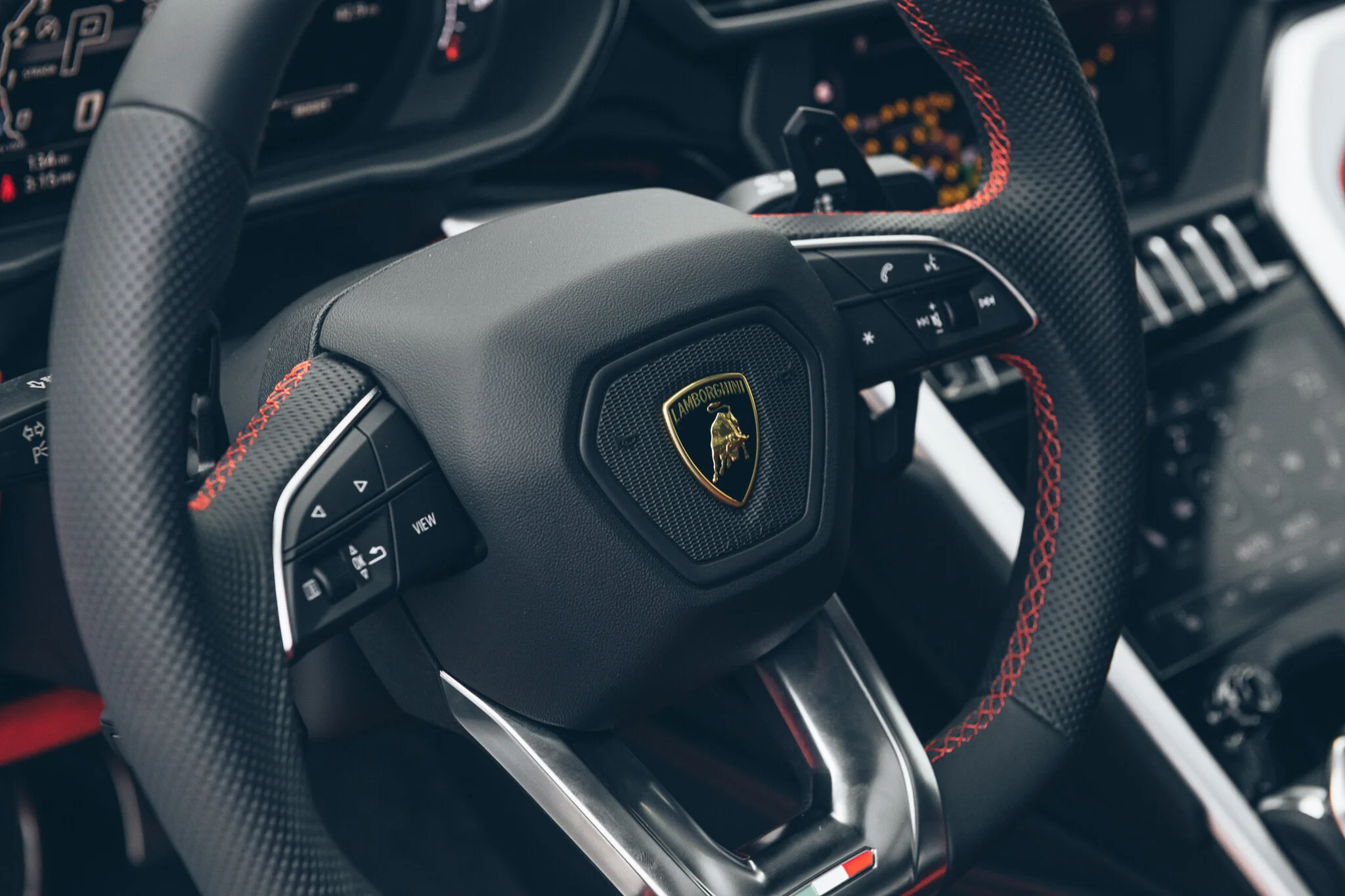 Urus Set 1 (12 of 16).jpg