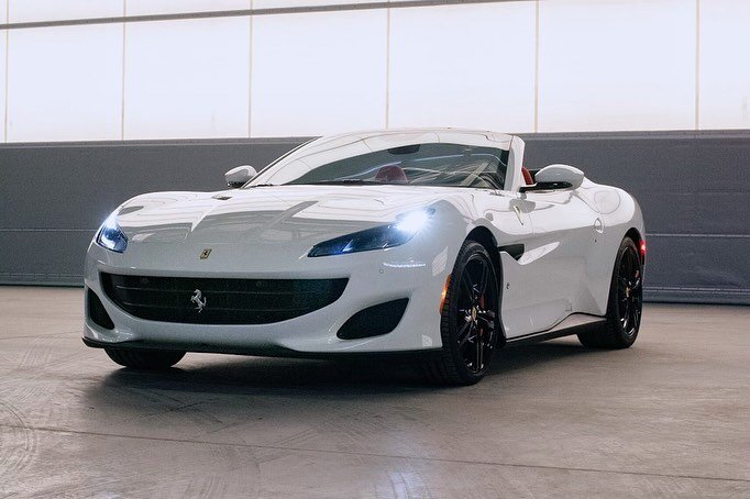 Drop the top in our Ferrari Portofino 🍉