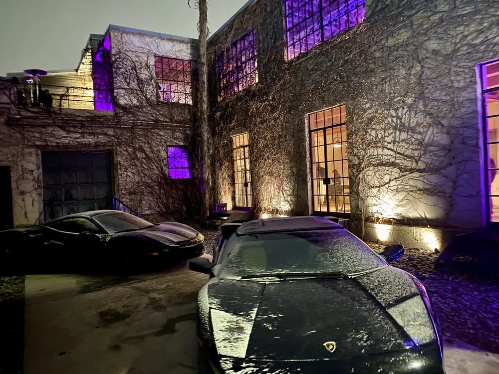 2022-ds-luxury-house-event-snow-on-Lamborghini-and-Ferrari .jpeg