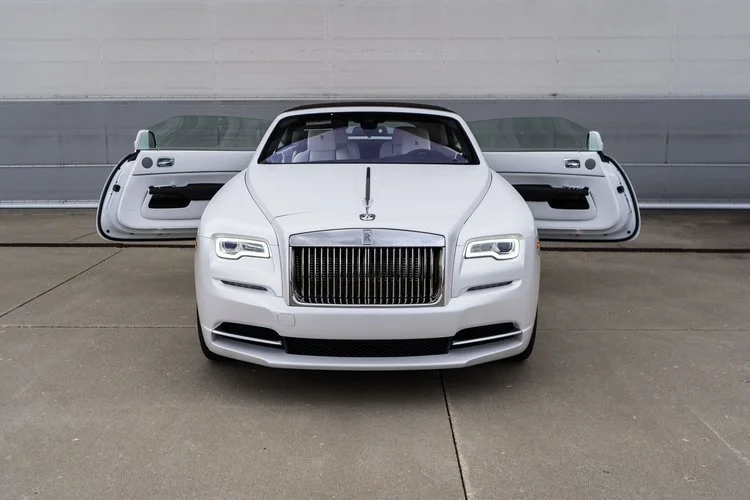 Rolls-Royce Dawn 