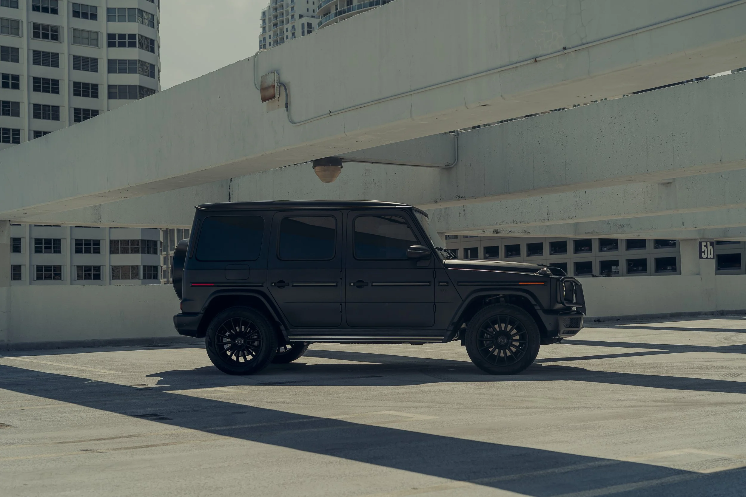 Mercedes-Benz G550