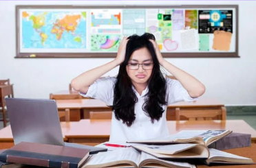 Tutor Talk: Why Is the SAT Reading and Writing Section So Bloody Difficult?