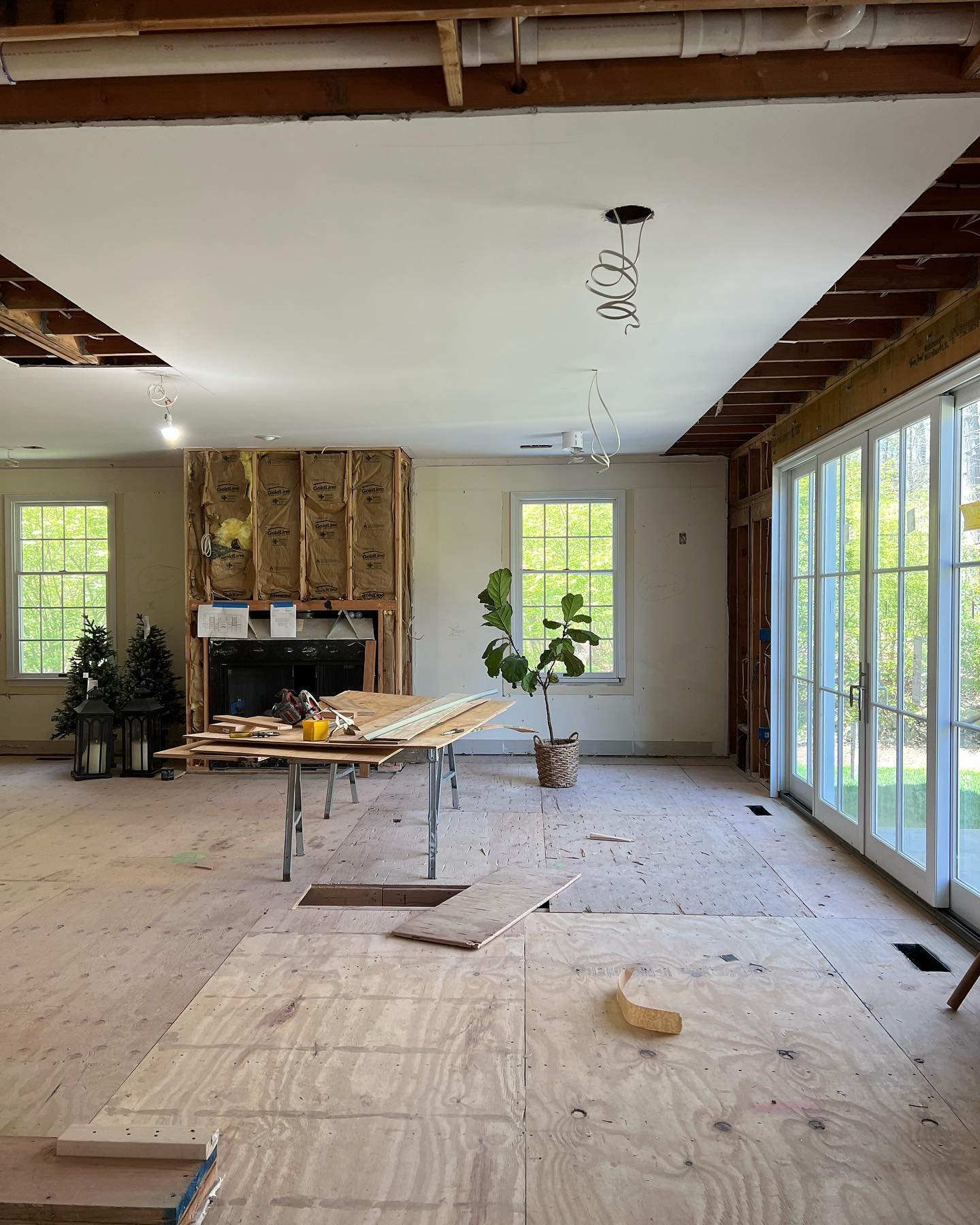 ALL the potential!
I love a renovation project with an amazing team ready to get it right for our (beyond lovely) client.
I feel lucky to be part of something so special for them. Stay tuned :)
The power of home!
#renovation #renovations #home #homer
