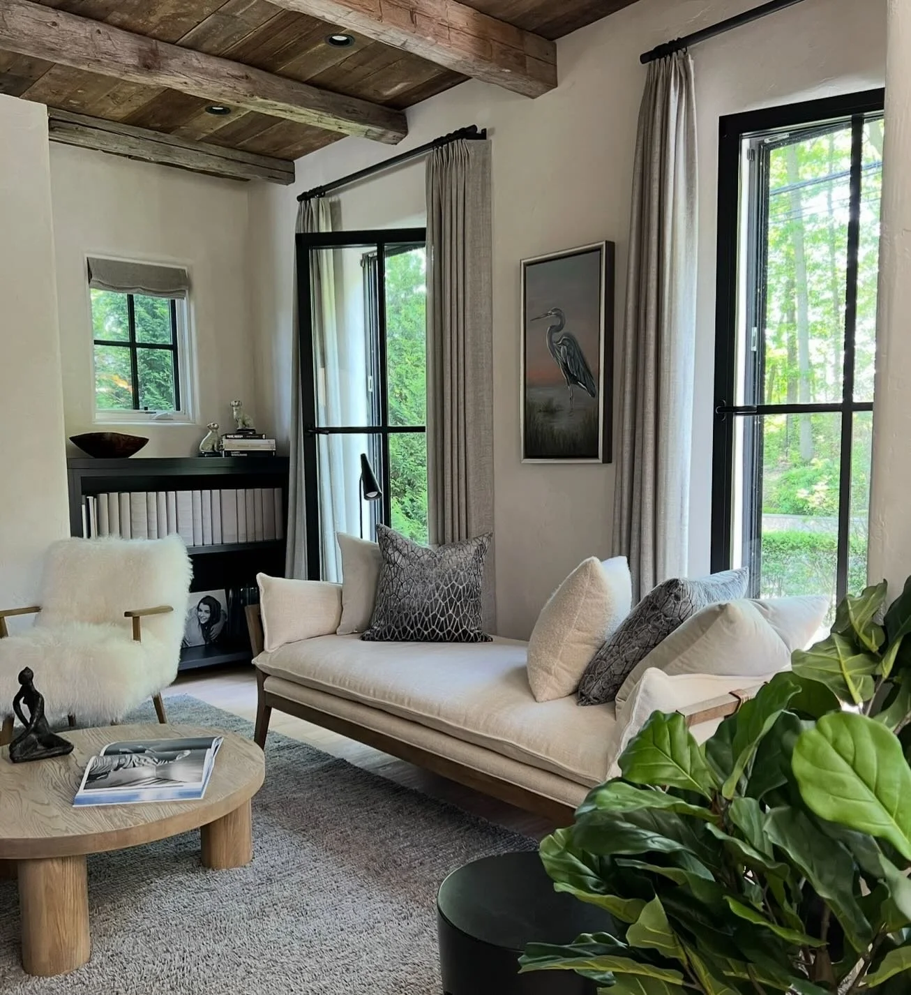 Remembering this wonderful project for a client who wanted us to help them create a beautiful new &ldquo;chapter change&rdquo; home.
Everyone we work with is transitioning somehow. Whether large to small or small to large /city to suburbs or just mov