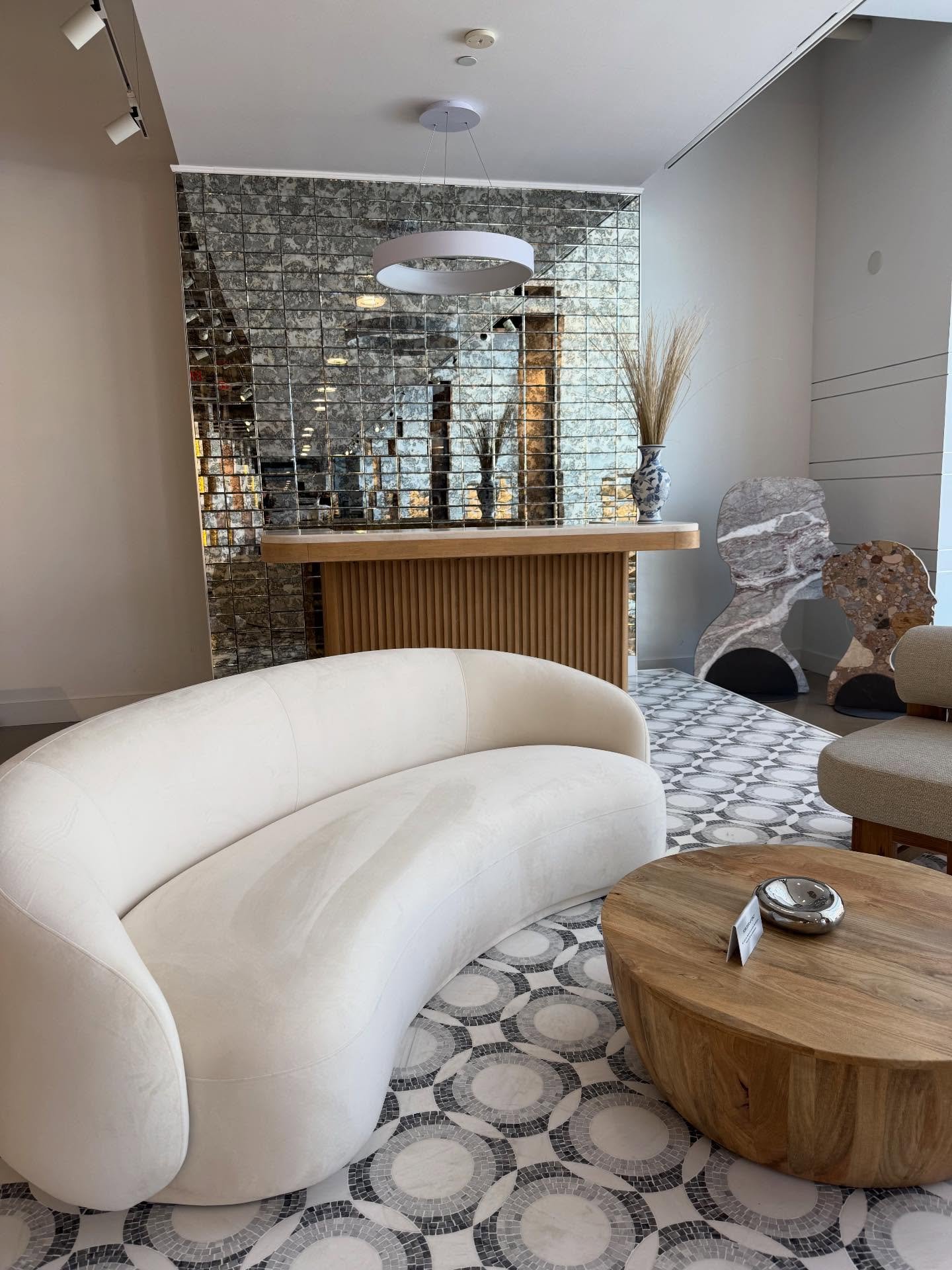 Sexy bar located inside the Akdo tile and stone showroom in Bridgeport CT!  Pretty impressive, right?! And some fun tiles coming up for projects this week.
Happy Friday!
@akdo_usa .
@tilestonetechniques