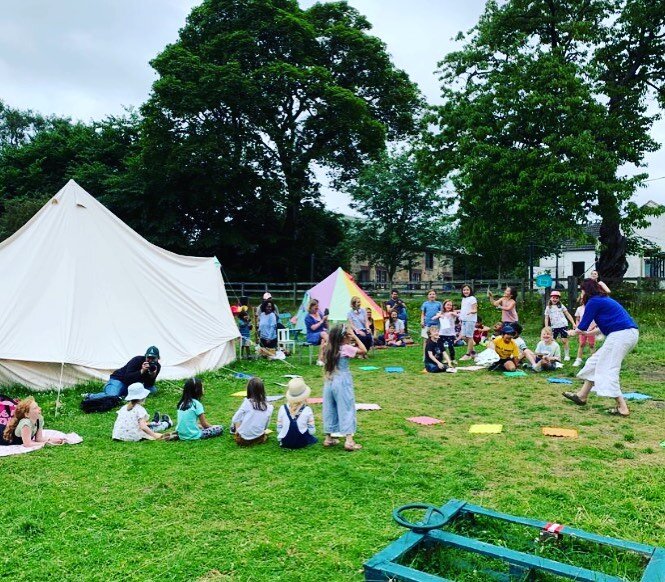 Show day with the 6-8s! 

Smashing it! 🤩🤩🤩

@outdoorplaybarn #outdoors #outdoor #outdooradventures #activitiesforkids #activity #activityforkids #theatre #performance #kidsofinstagram #acting #stories #story #learningmadefun #learningthroughplay #