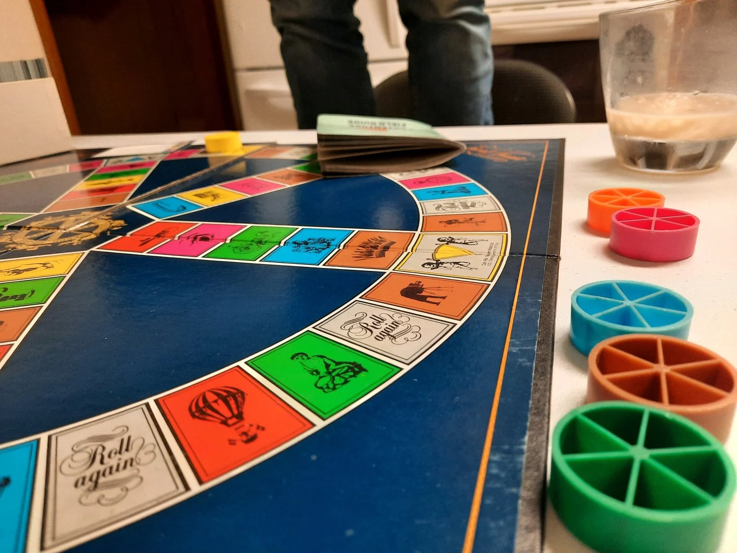 Episode 35: Trivial Pursuit While Riding a Wave of White Russians episode artwork
