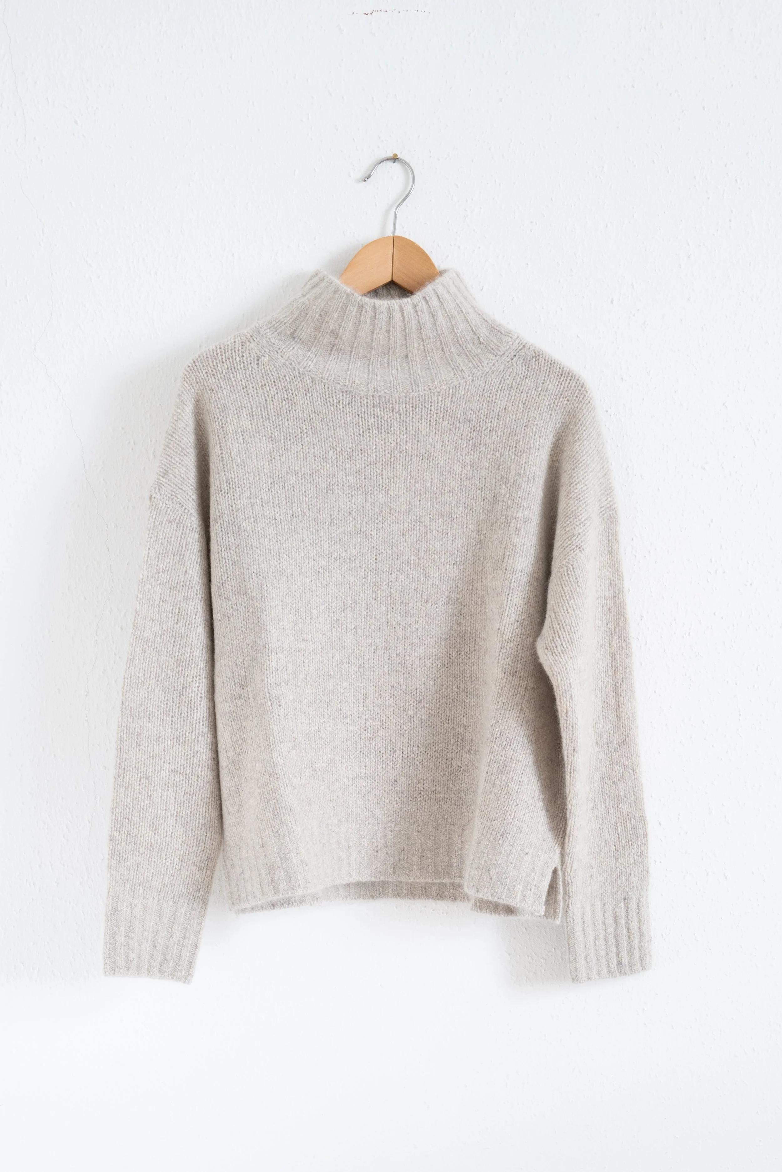 ALLUDE - MOCKNECK SWEATER
