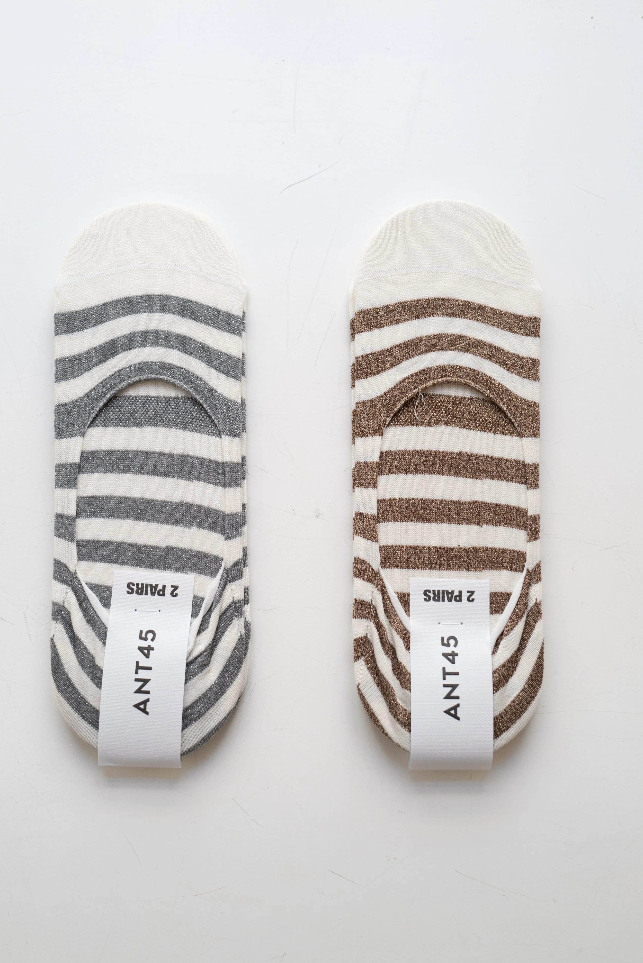 ANT 45 SHORT SOCKS GHOST