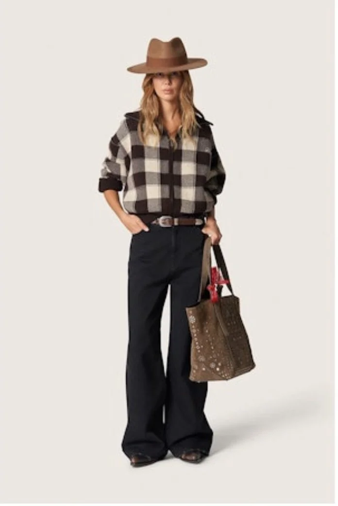 Golden Goose Melody Boyfriend Pant in black one wash denim — Sabine Kohler Boutique.jpg