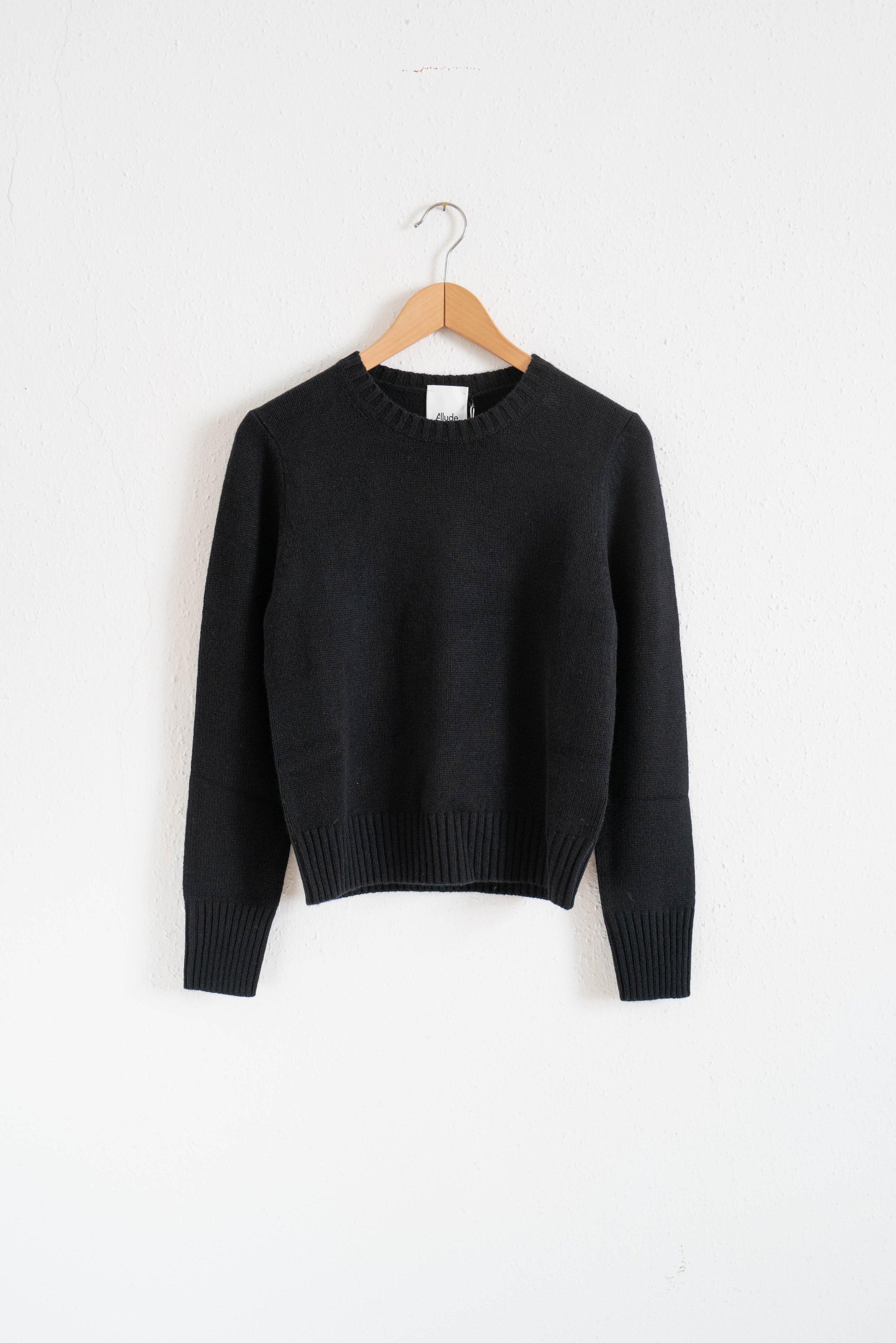 Allude  cashmere crew neck sweater  (1 von 3).jpg