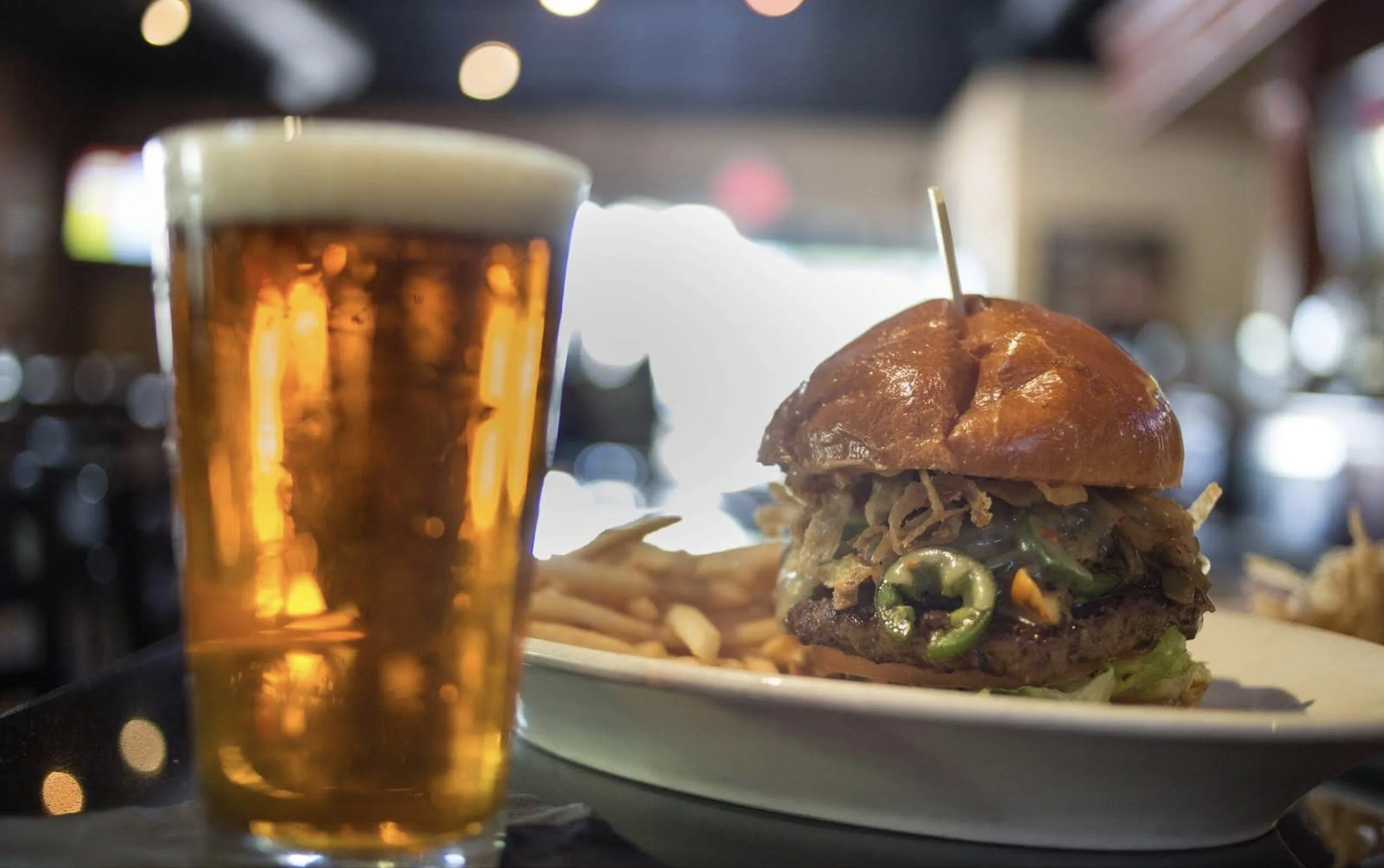 Our Story — Smokin Burgers And Lounge