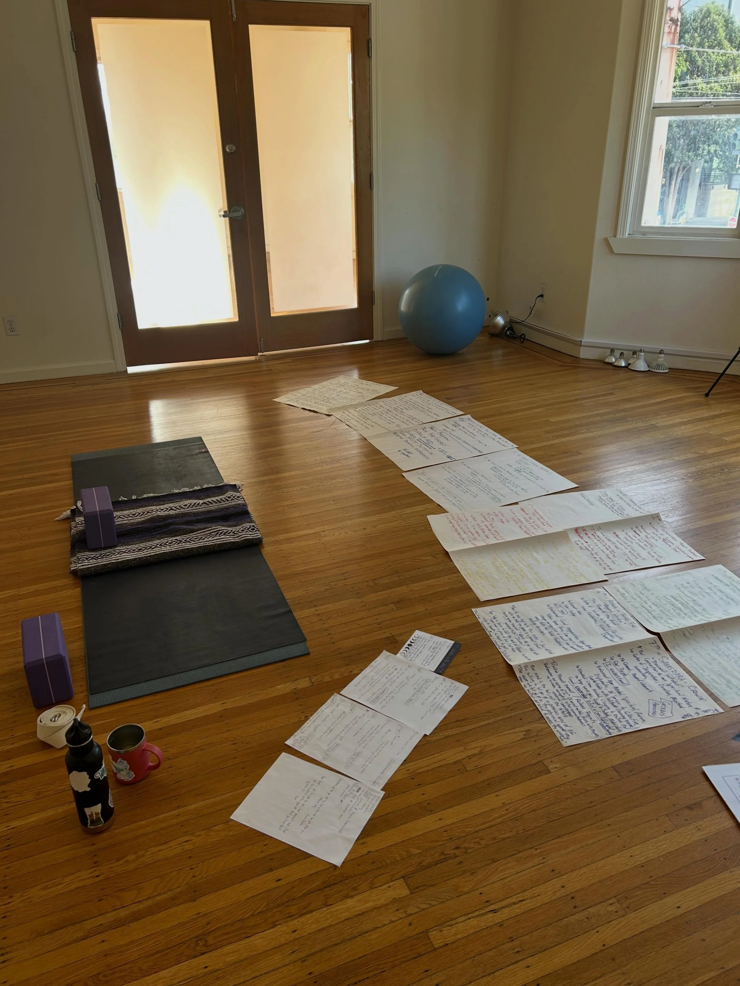 Getting ready for today&rsquo;s Chakra TuneUp workshop!!!!

#chakras #yogaandayurveda #cjoyyoga